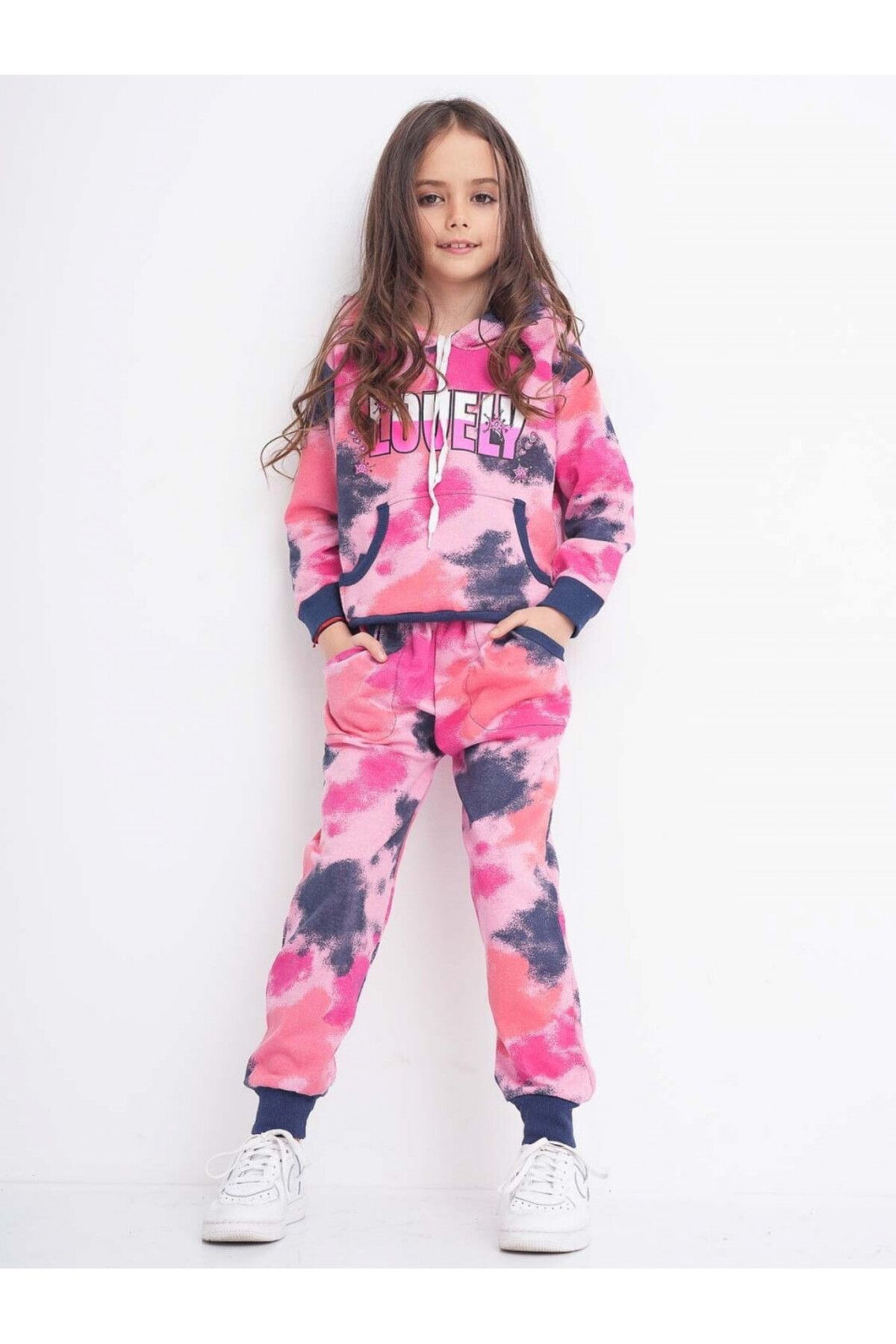 Purely Chic Trening Degrade Din Bumbac Model Tie Dye Pentru Copii Cu Mesaj Lovely Femeie - 3 years old