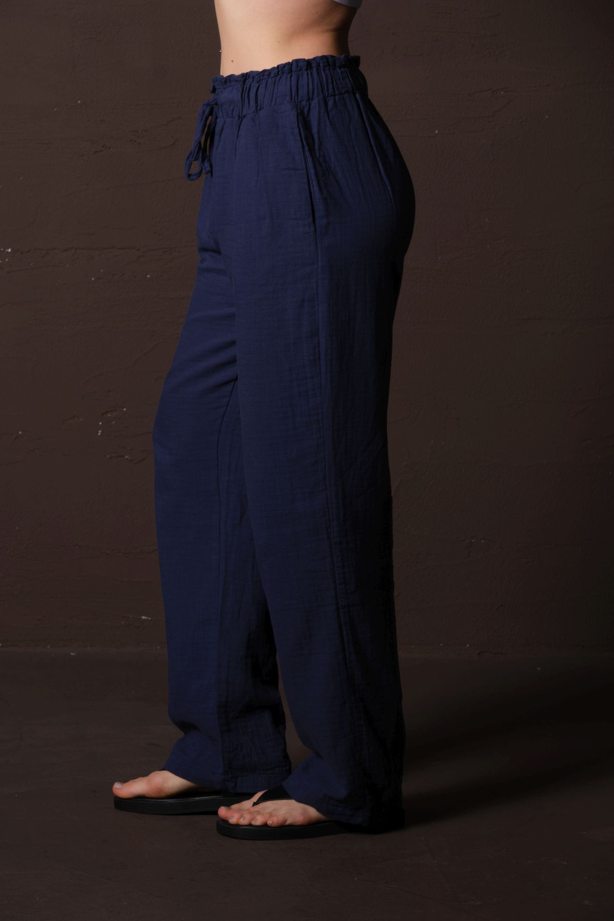 Maule-Damenhose aus 100 % Baumwoll-Musselin-Stoff mit breiter Schnürung und elastischen Taschen @lugo 3
