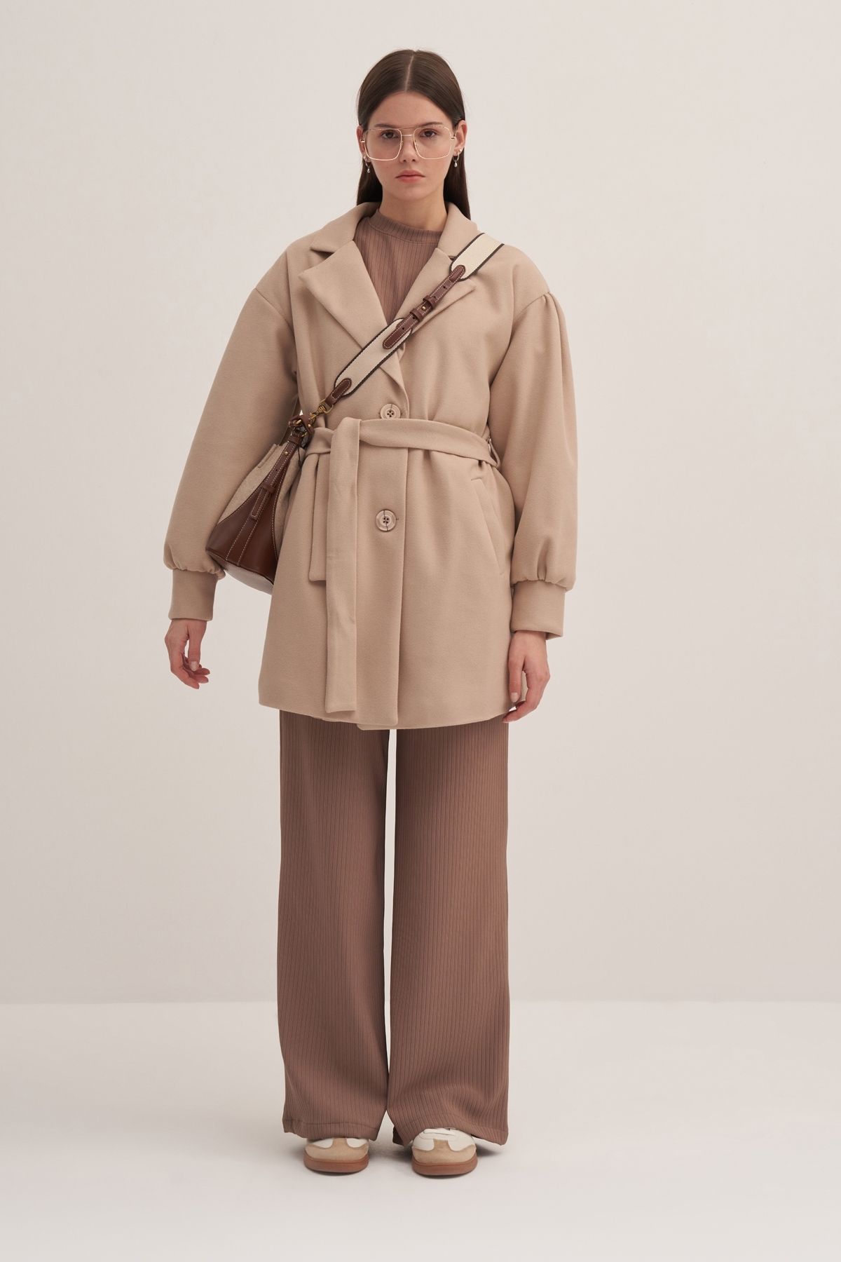 EBU Prive-Beige Women's Balloon Sleeve Cashmere Coat 2