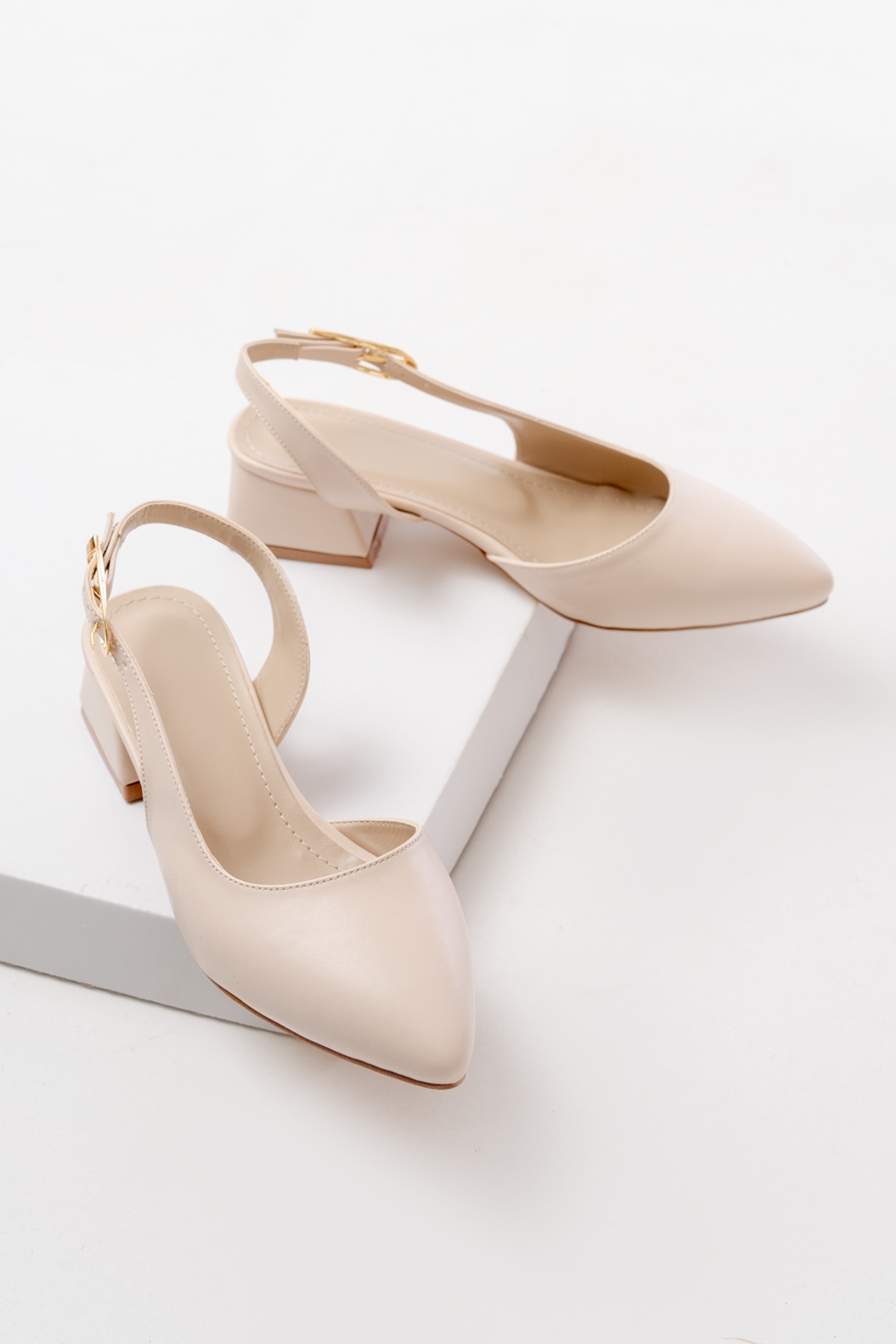 DURUNUN BUTİĞİ  Duara Bej Yanı Tokalı (4 cm Topuk Boyu ) Sivri Burun Topuklu Babet Ayakkabı - Görsel 3