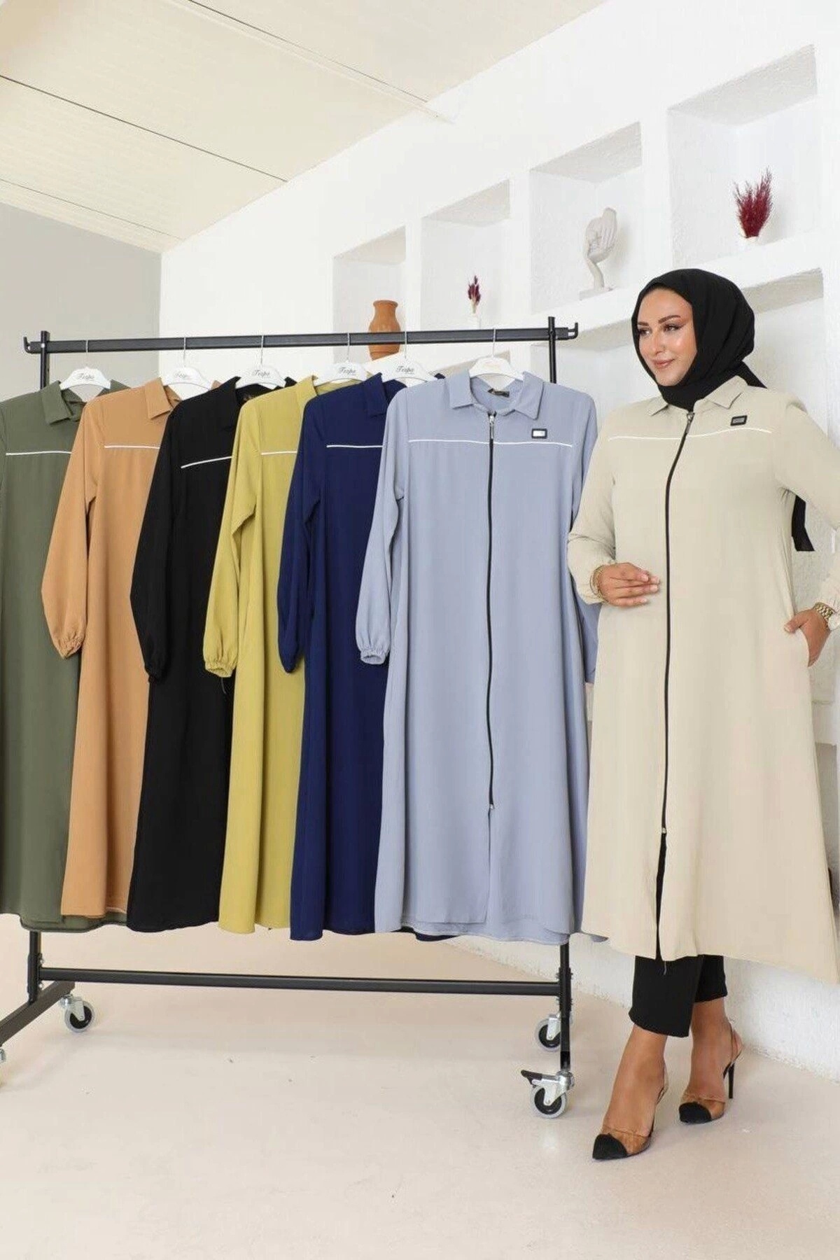 Neva Style-كوب متوسط ​​الحجم مع تفاصيل تزوير ومواسير - كريمي / K0103 4