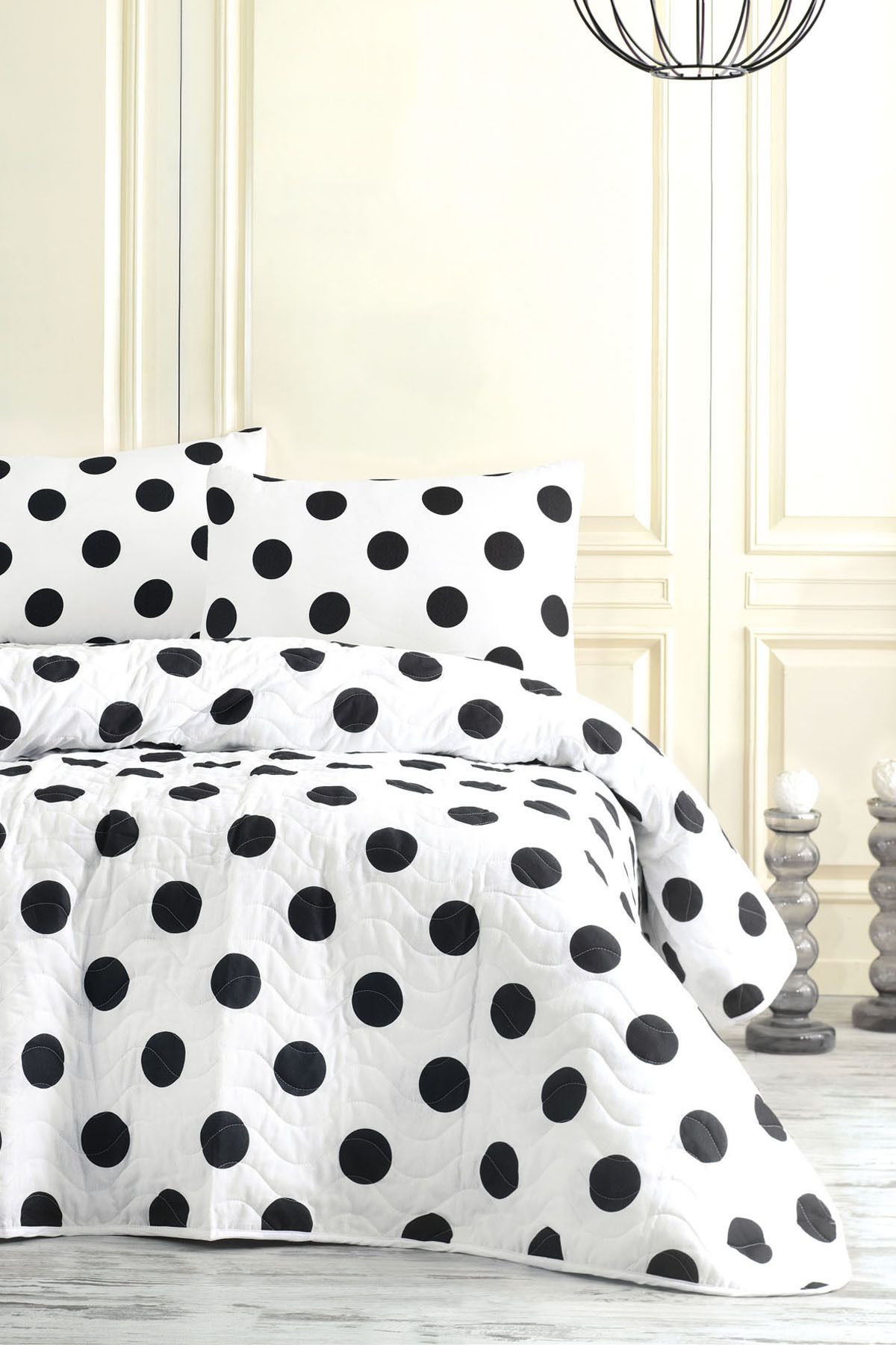 Eponj Home-single Quilted Bedspread set - B&W Point 2