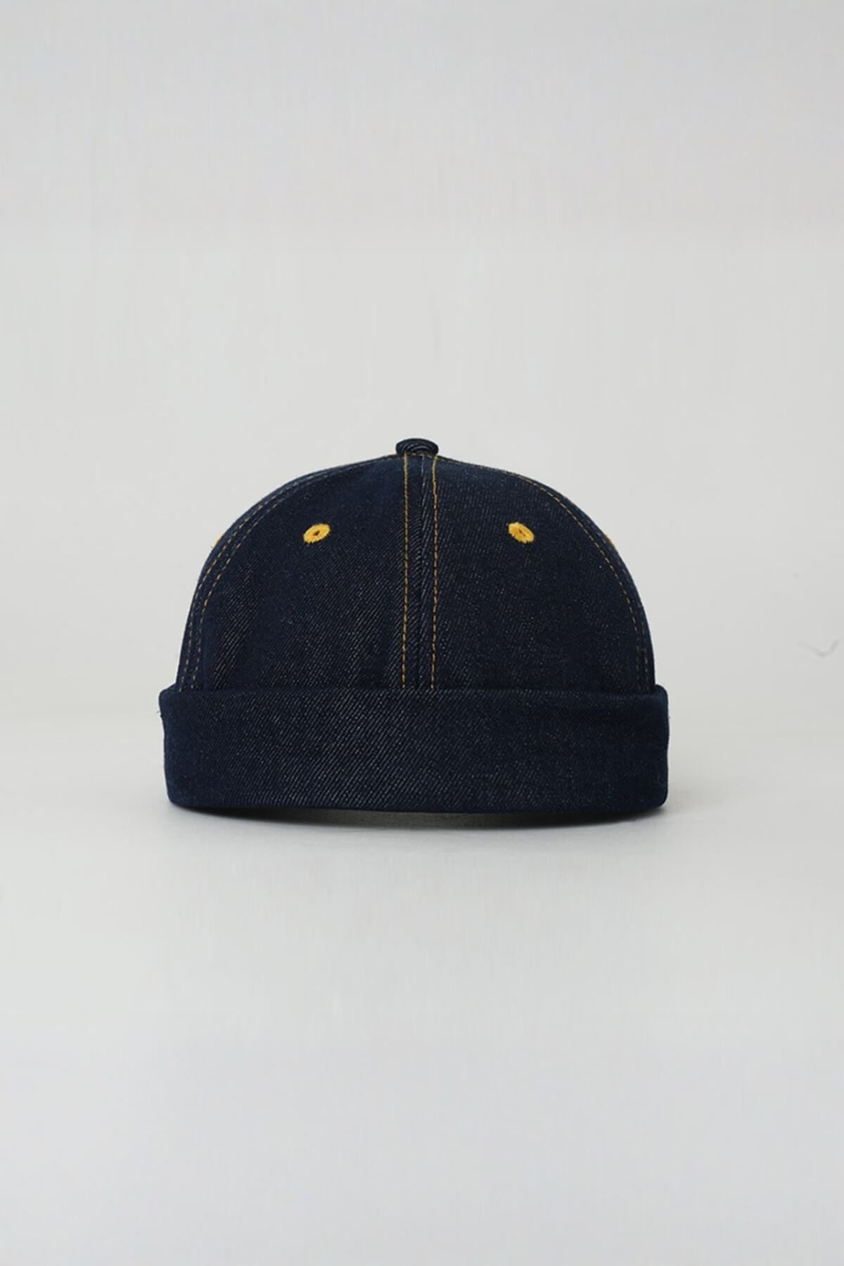 Rust&Rich-Women Men Denim Hat Urban Collection Hands Off Docker 3