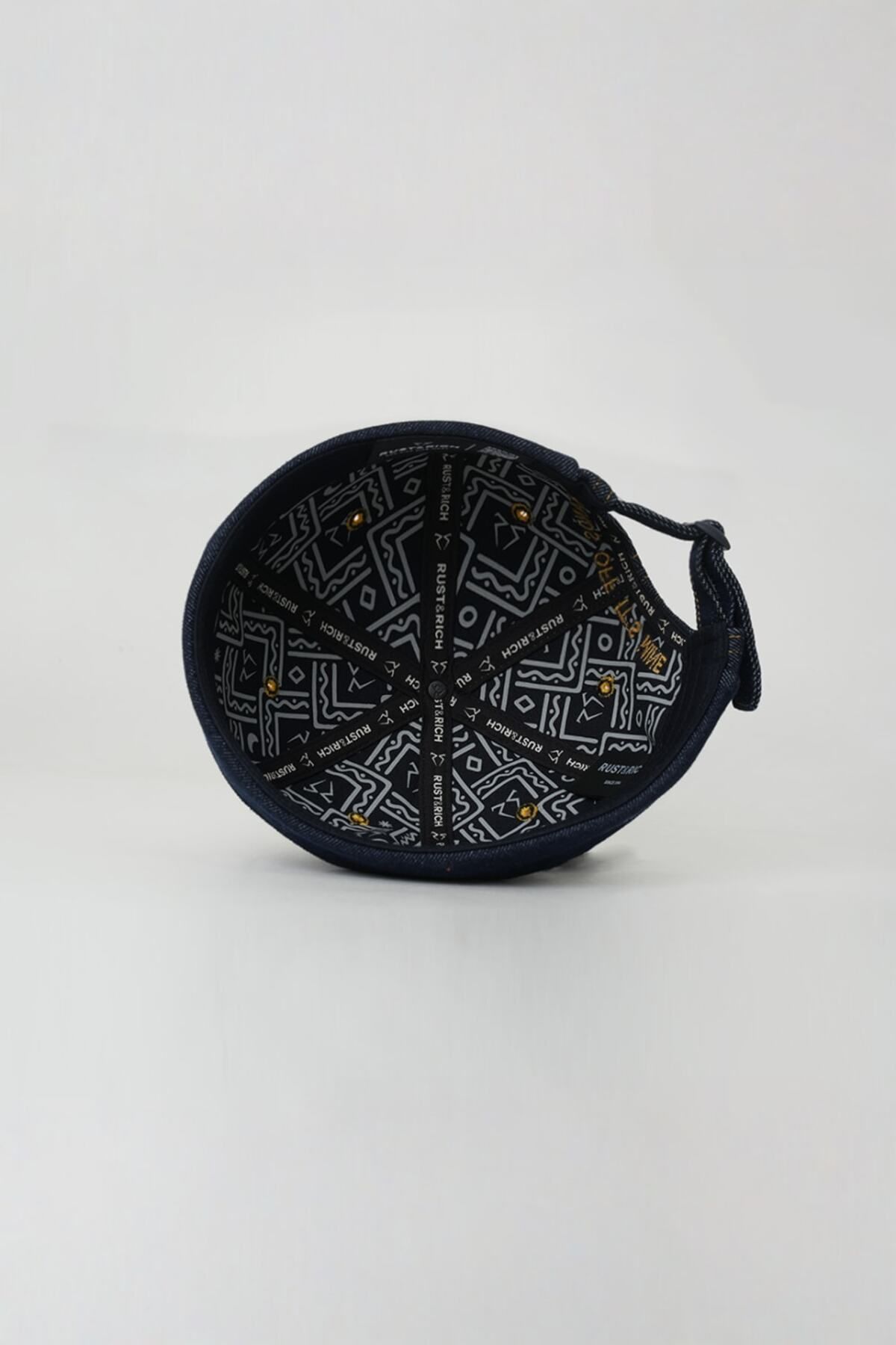 Rust&Rich-Women Men Denim Hat Urban Collection Hands Off Docker 6