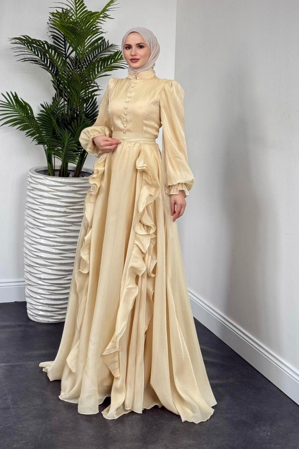 MERVEN AKYÜZ-Samira Ruffled Janjan Evening Dress Candle Light 1