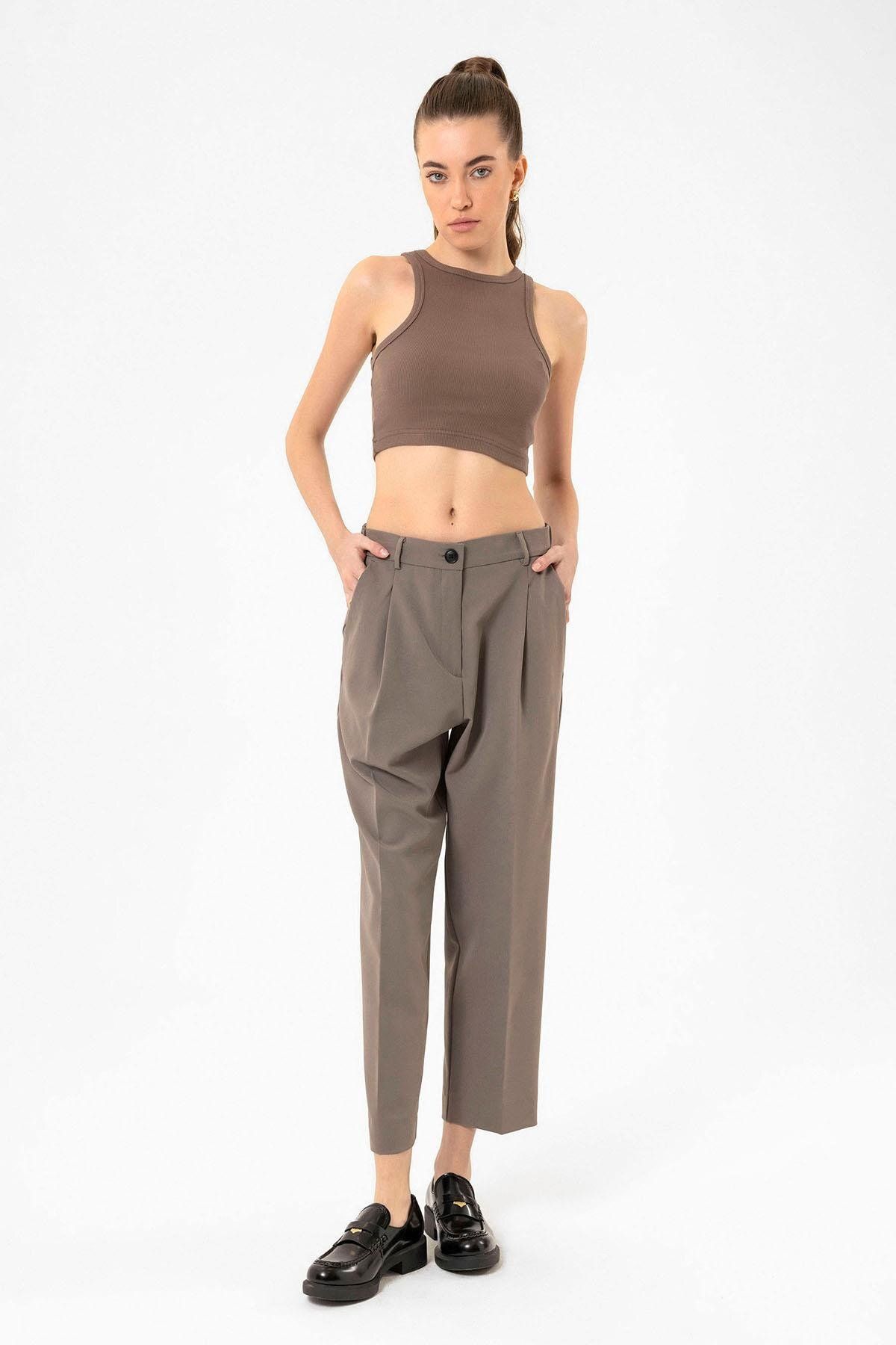 Antioch-Brown Women's Corded Crop Undershirt 4