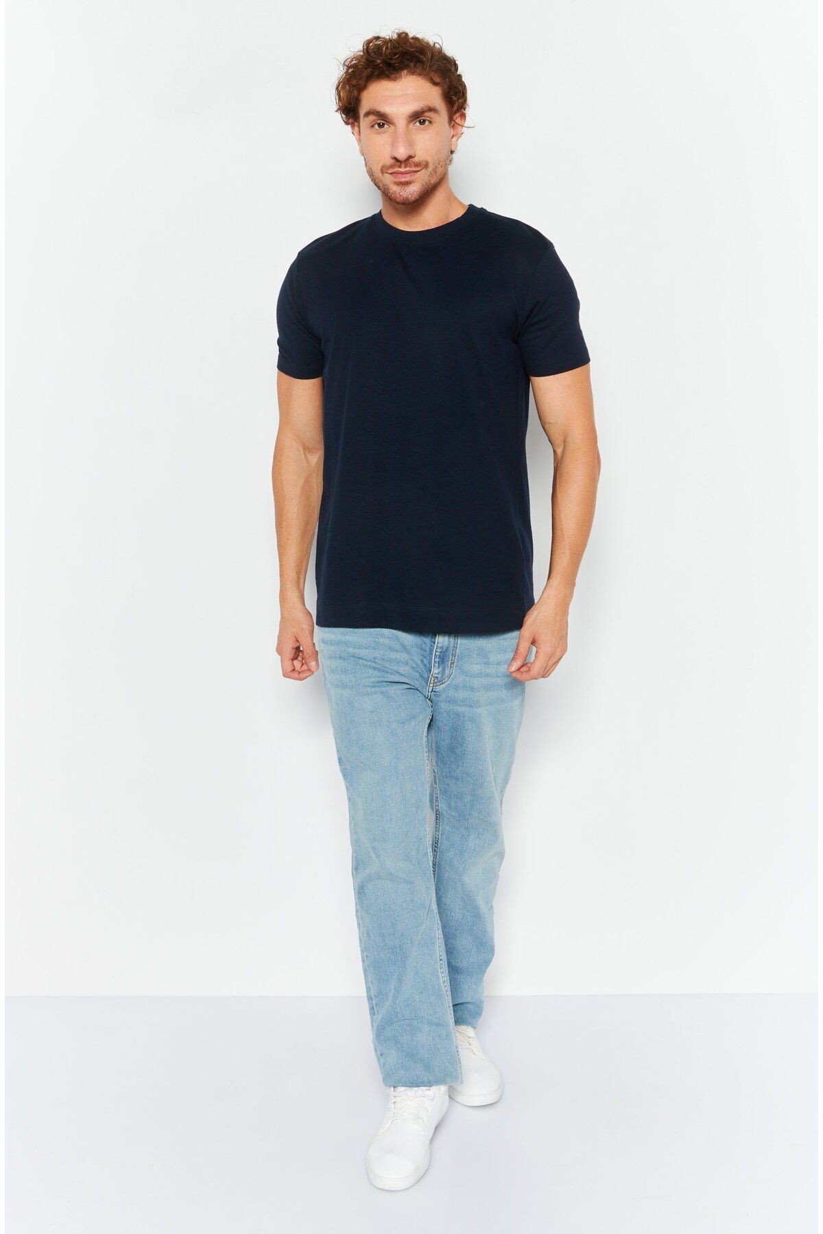 complete the look image