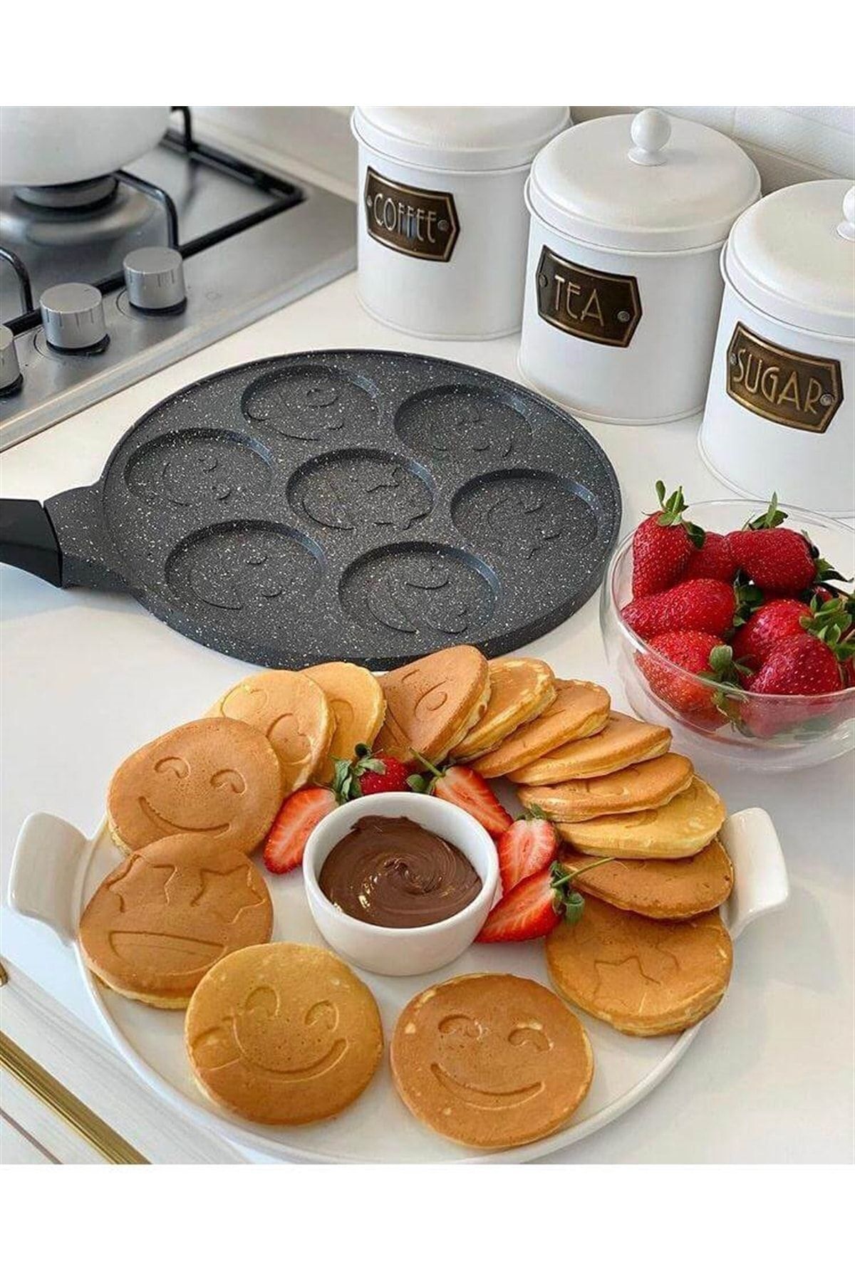 Eda-Cast Smiley Pancakes Pan with Emoji 5