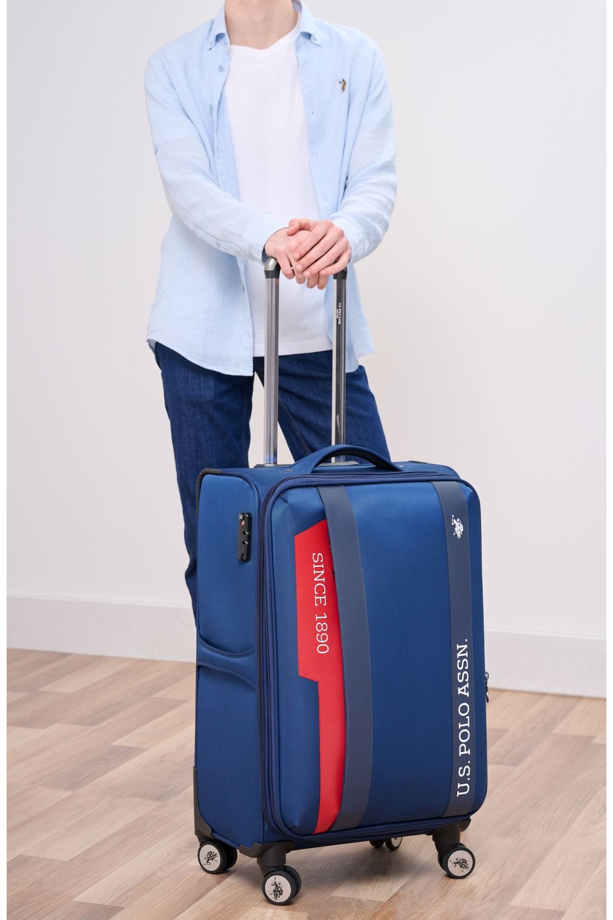چمدان چرخدار پارچه ای لوکس و لوکس 24031-24032 سایز کوچک فوق العاده سبک U.S. Polo Assn.