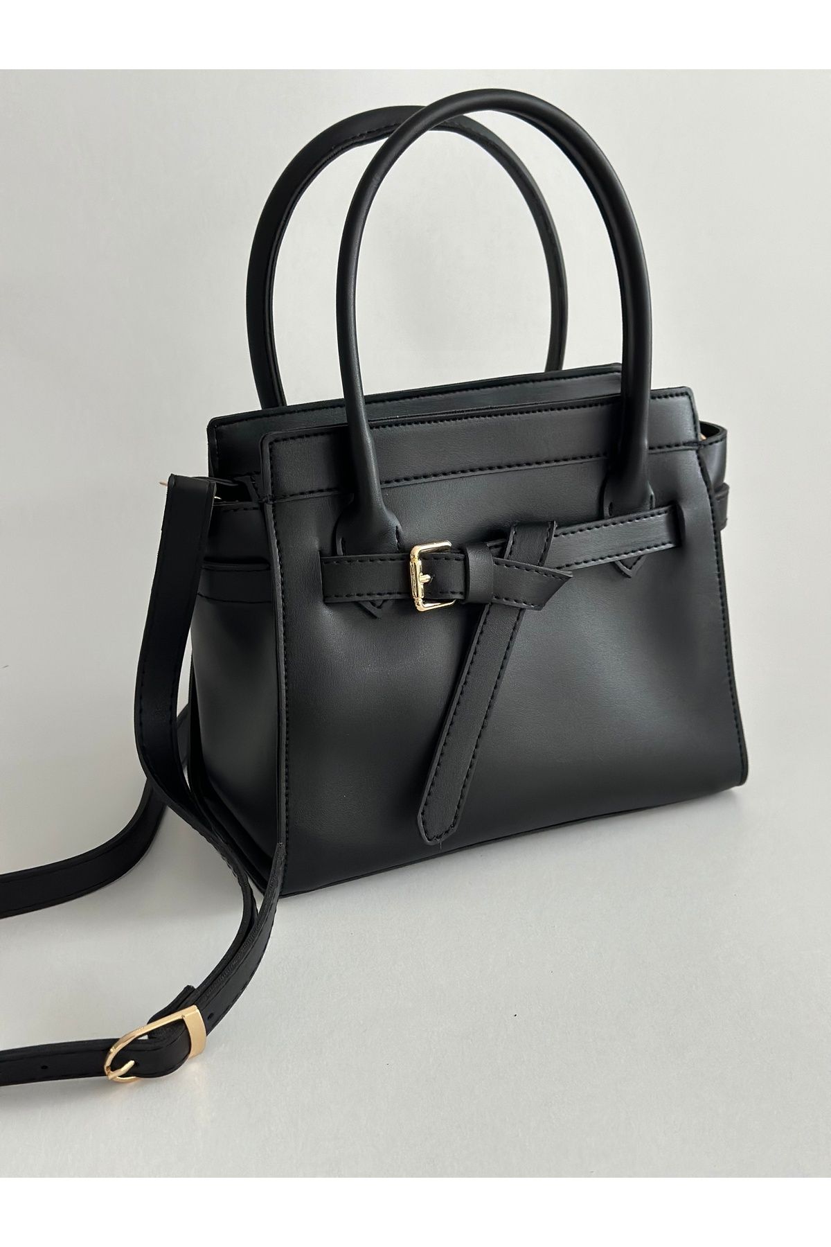 Boutiquehaki-Lottie Hand and Shoulder Bag 5