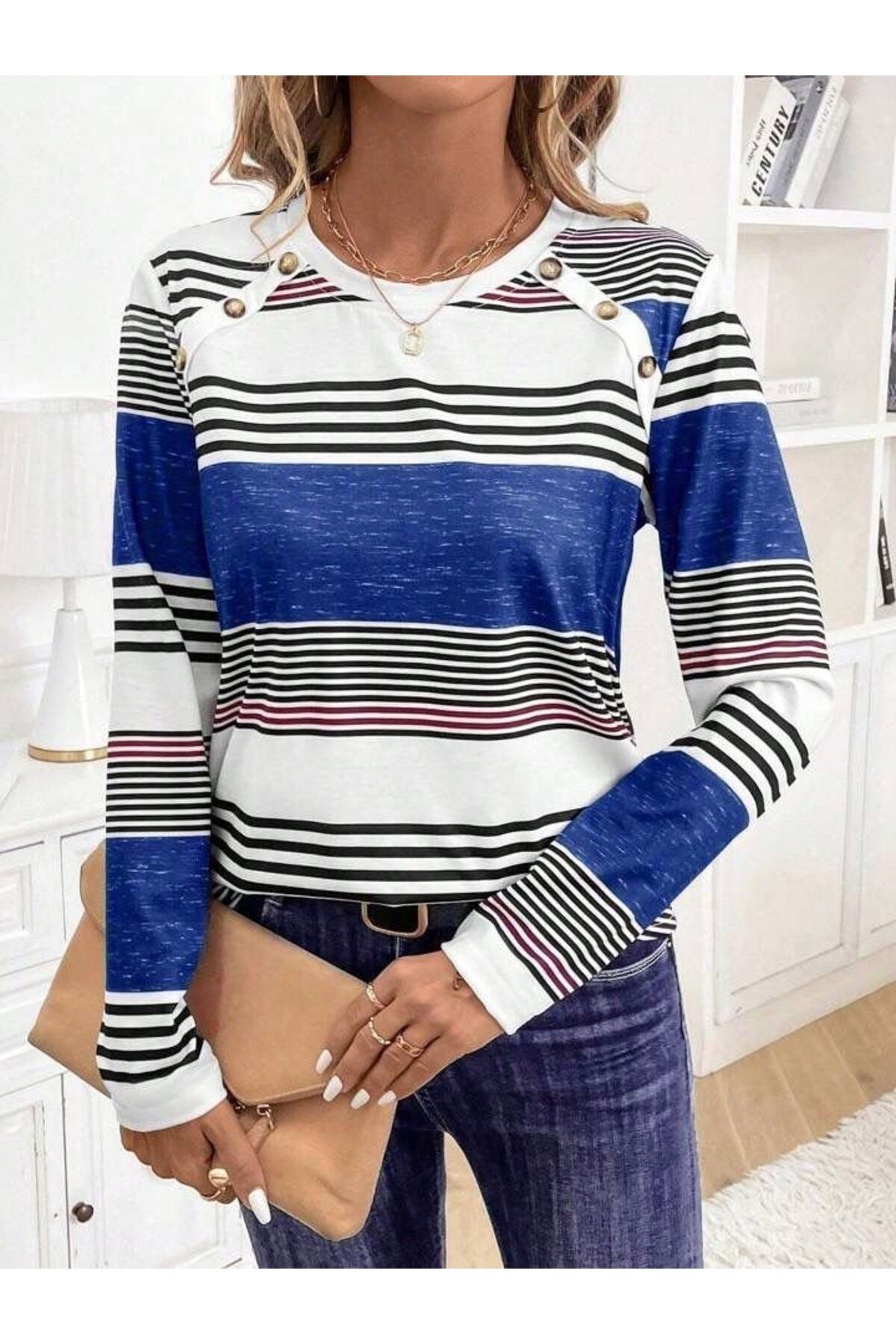 velmorafashion Kadın Uzun Kollu Bisiklet Yaka Düğme Detaylı Desenli Süprem Bluz