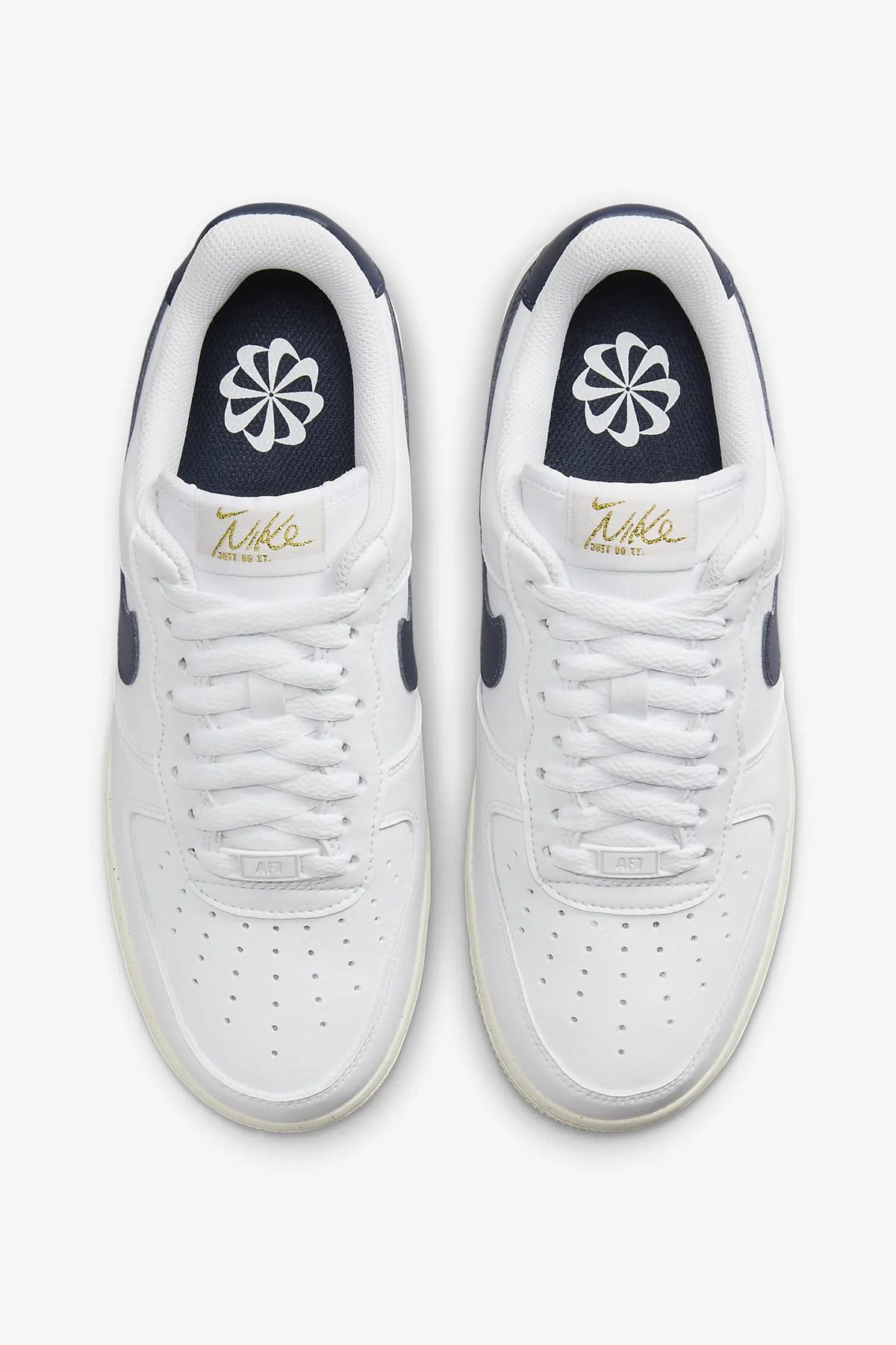 Nike-AIR FORCE 1 '07 NN – Weiß/Pabok-Ivory-Metallic Gold 4