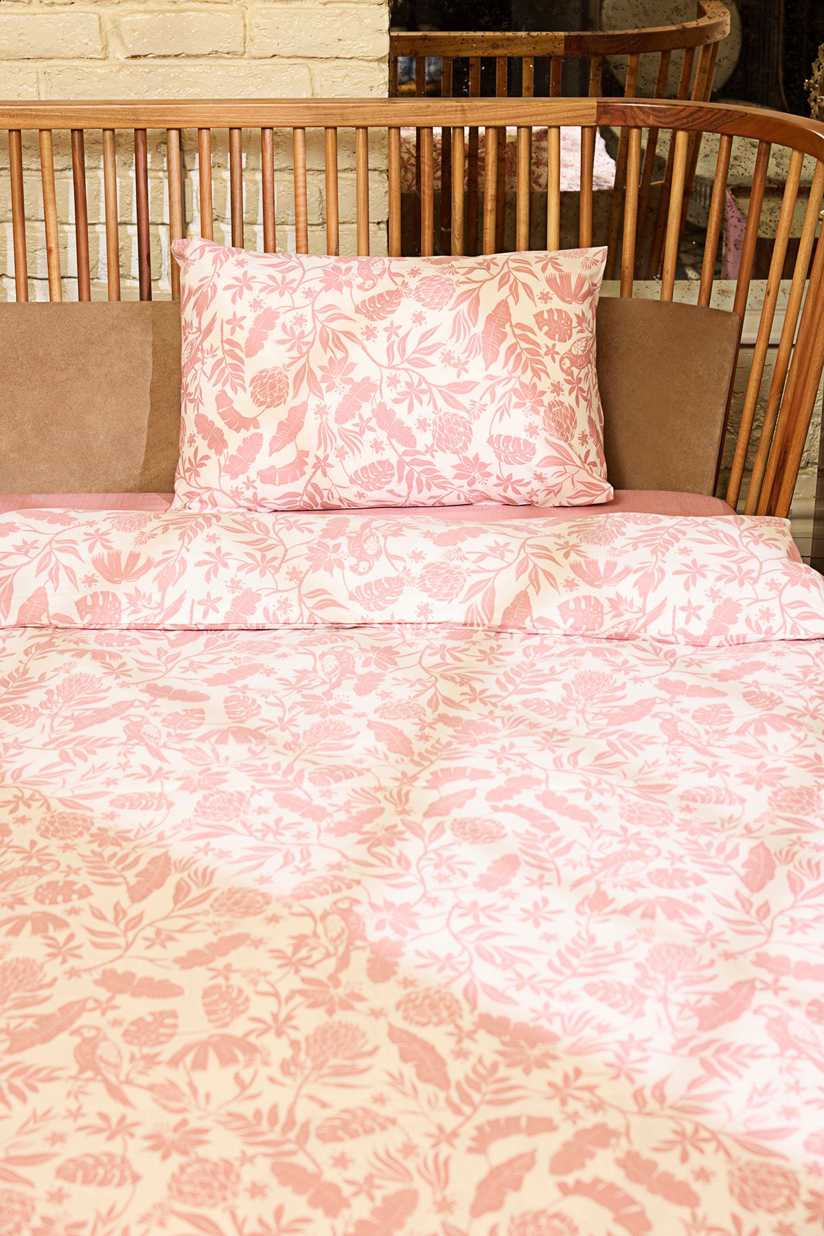 Trendyol Collection Zestaw Poszewek Na Kołdrę W Kwiatowy Wzór - Różowy, Bawełna, Poliester, 160x220 Cm Tphss25tkn00003 - One Size