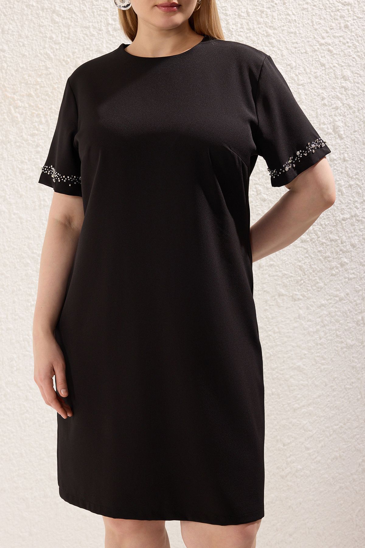 Trendyol Curve-Μαύρο Finike Woven Φόρεμα Plus Size 8