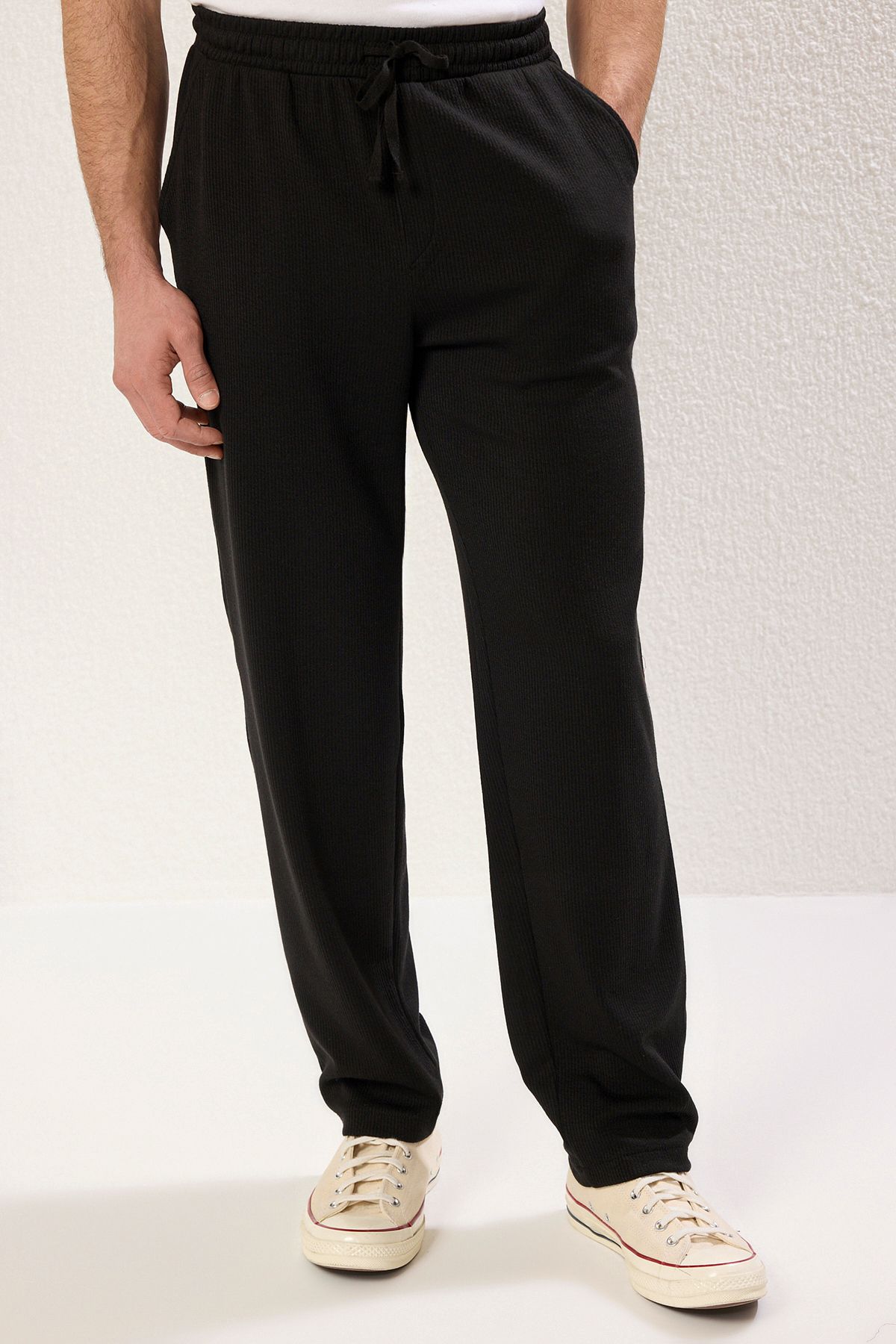 complete the look image
