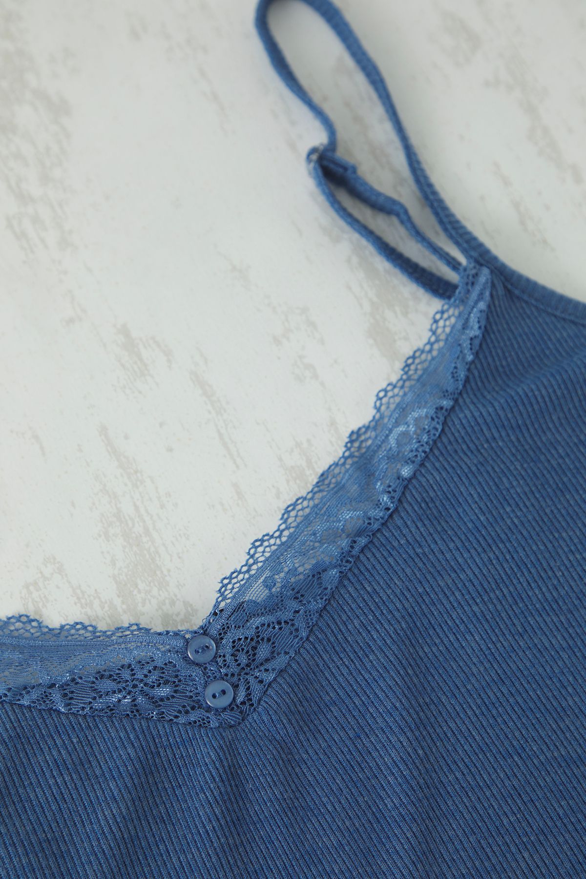 Trendyol Curve-Indigo Lace Detail Pajamas Set - Lace-Up Camisole Tbbss25Ai00037 3