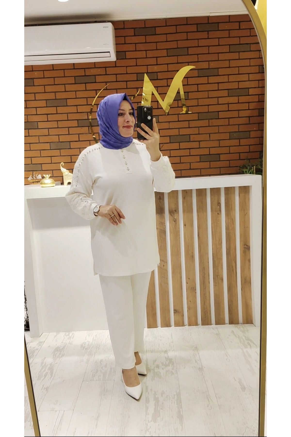 Meryemce Butik Kolları Dantel ve İnci Detaylı İkili Takım