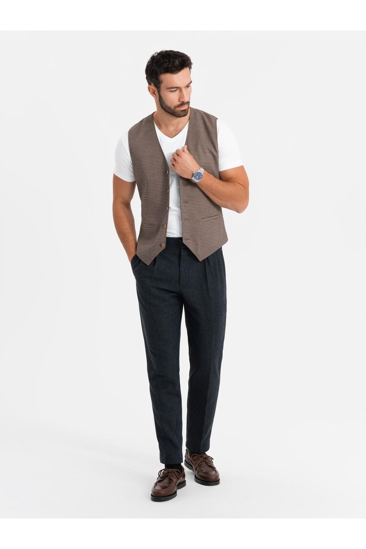 complete the look image