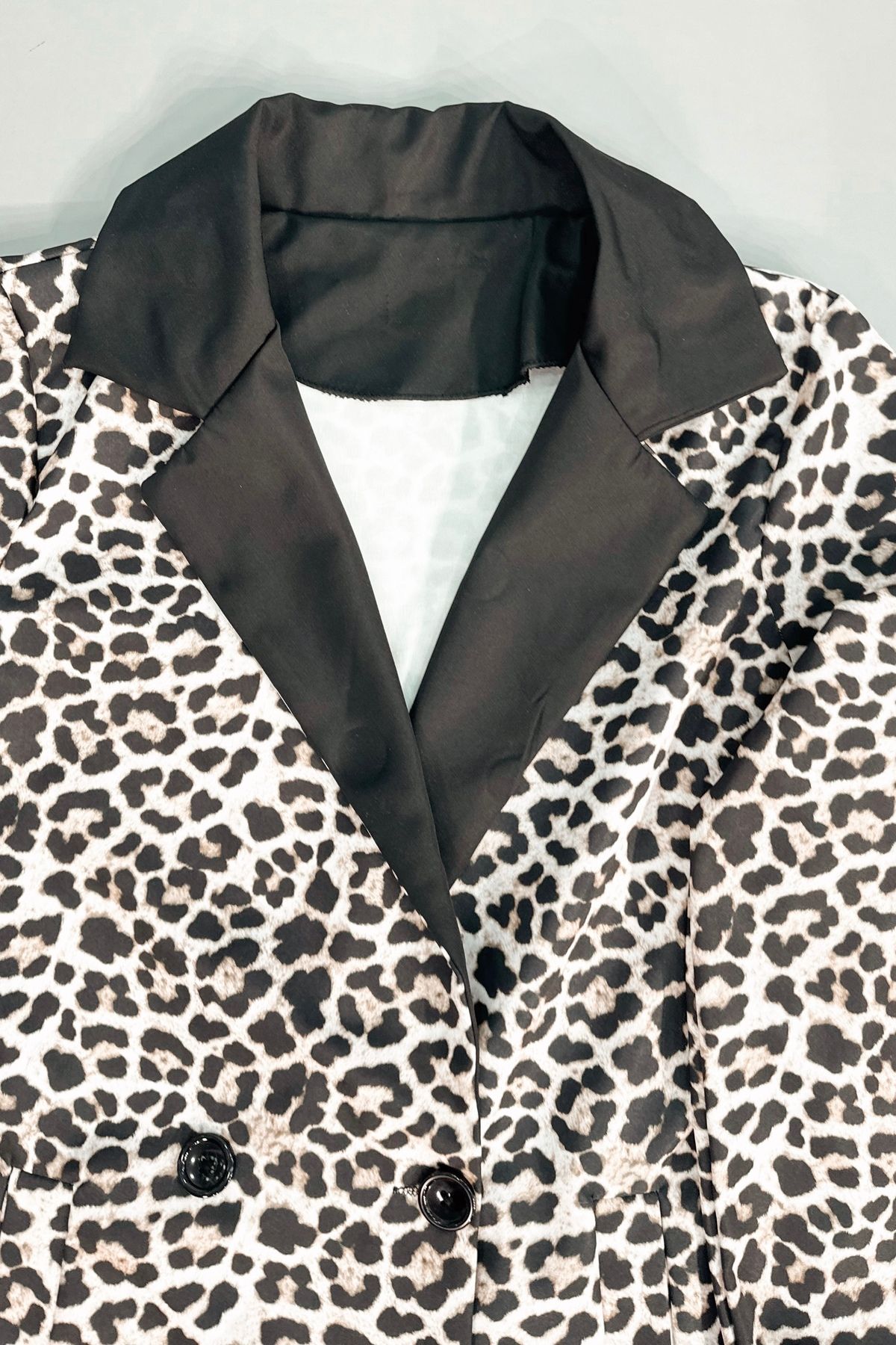 TabaBoutique-Leopard Pattern Brown Trench Coat Tb281 2