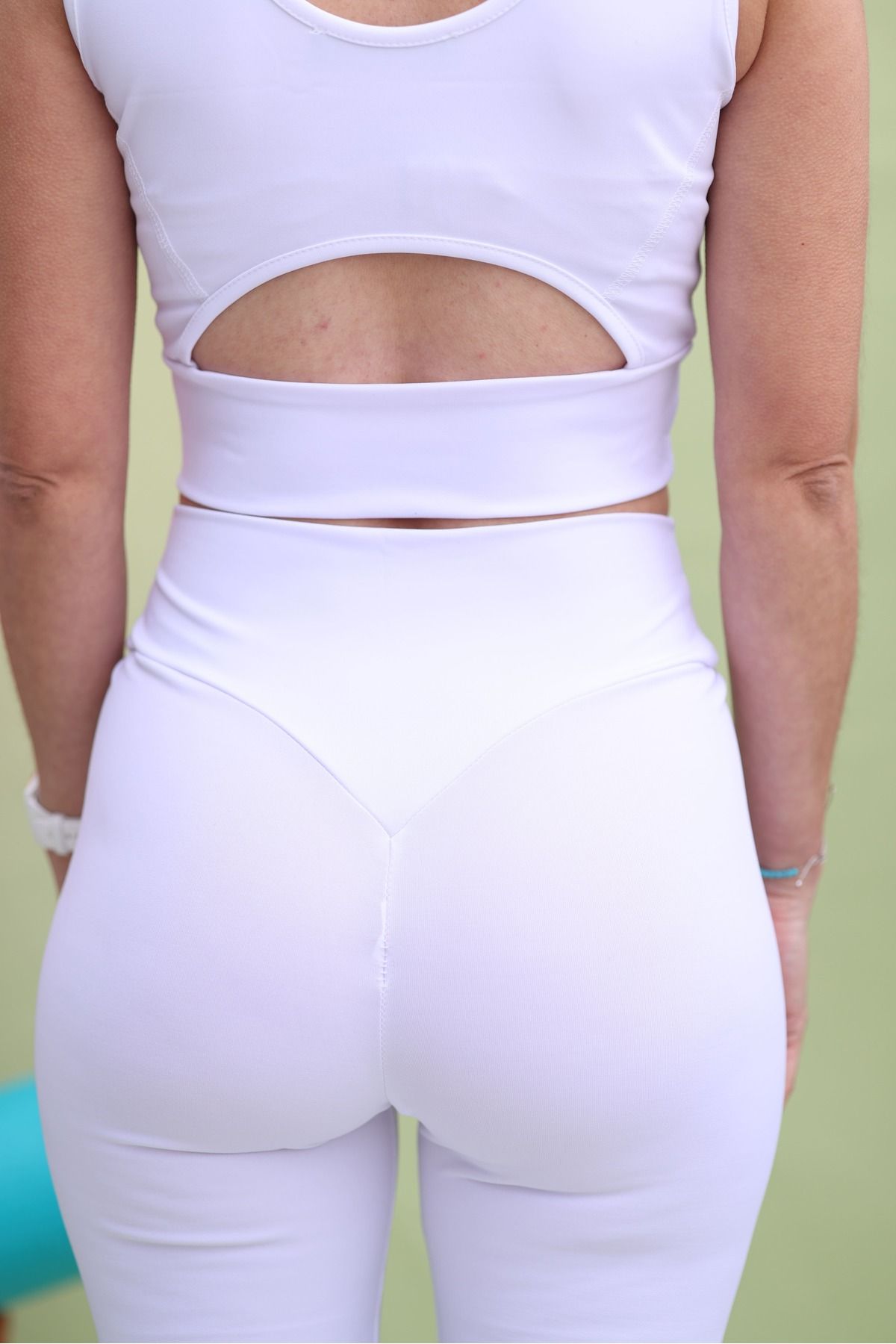 Bheka Concept-Diver Fabric White Push up Effect Double Crop-Leggings Set 5