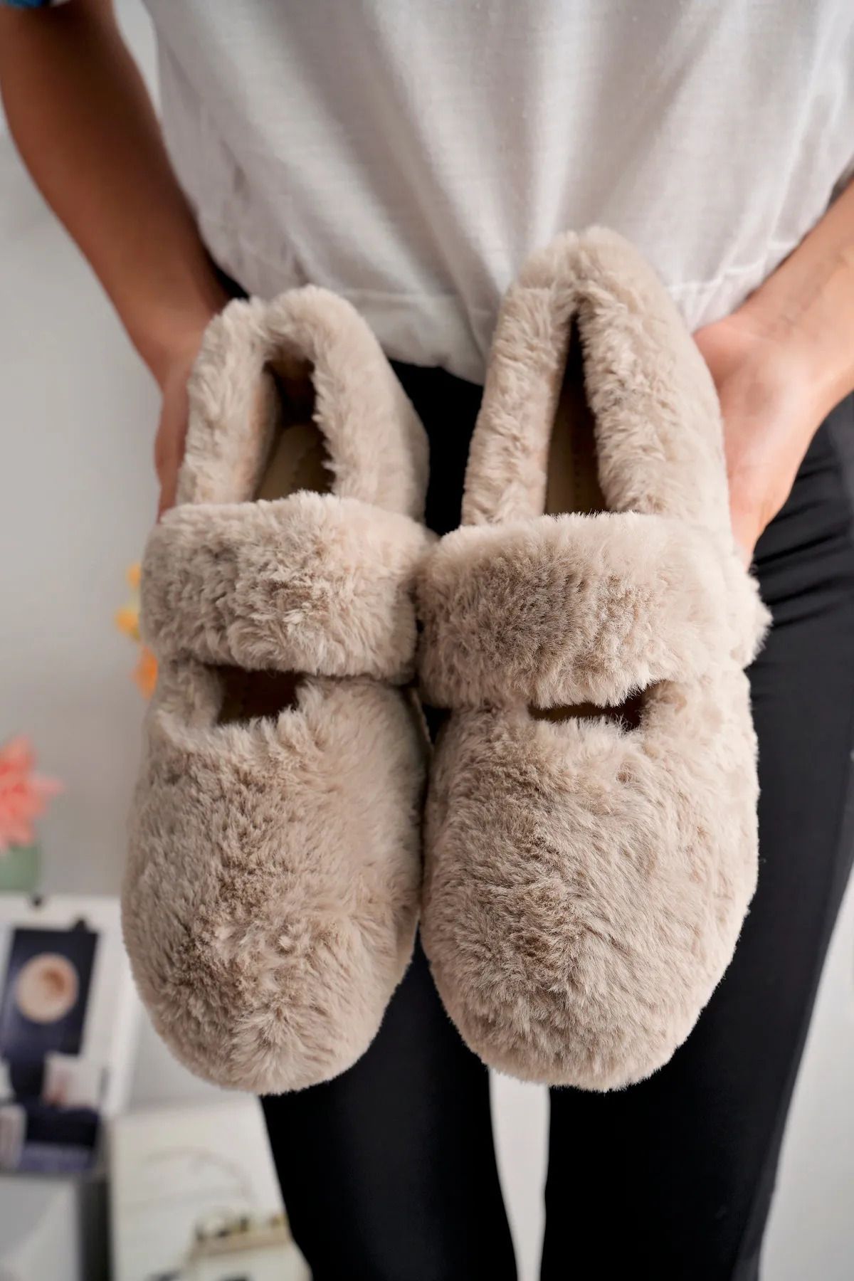 MODVALU-Soft Plush Slippers 2