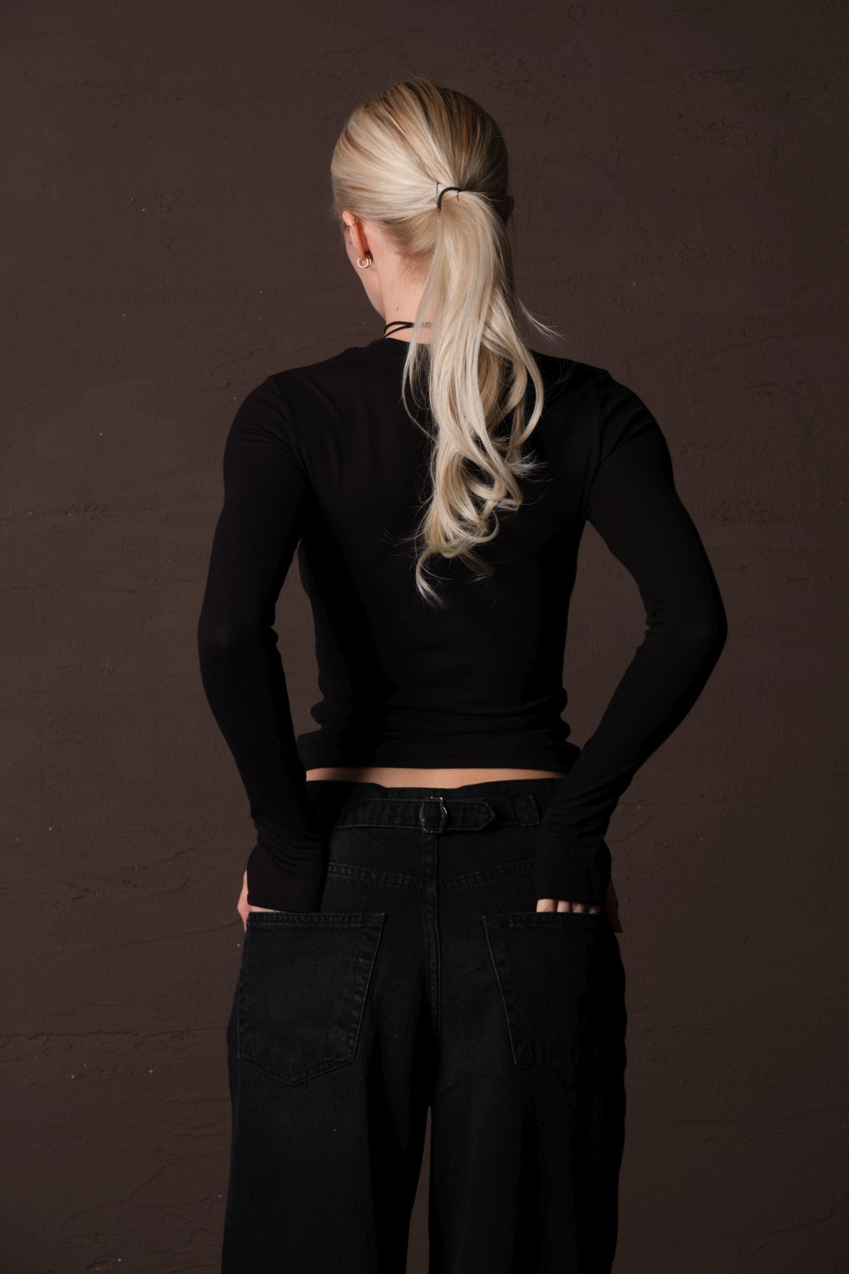Domoda-Black Viscose Breathable Flexible Crew Neck Soft Long Sleeve Women's Blouse @Palencia 5