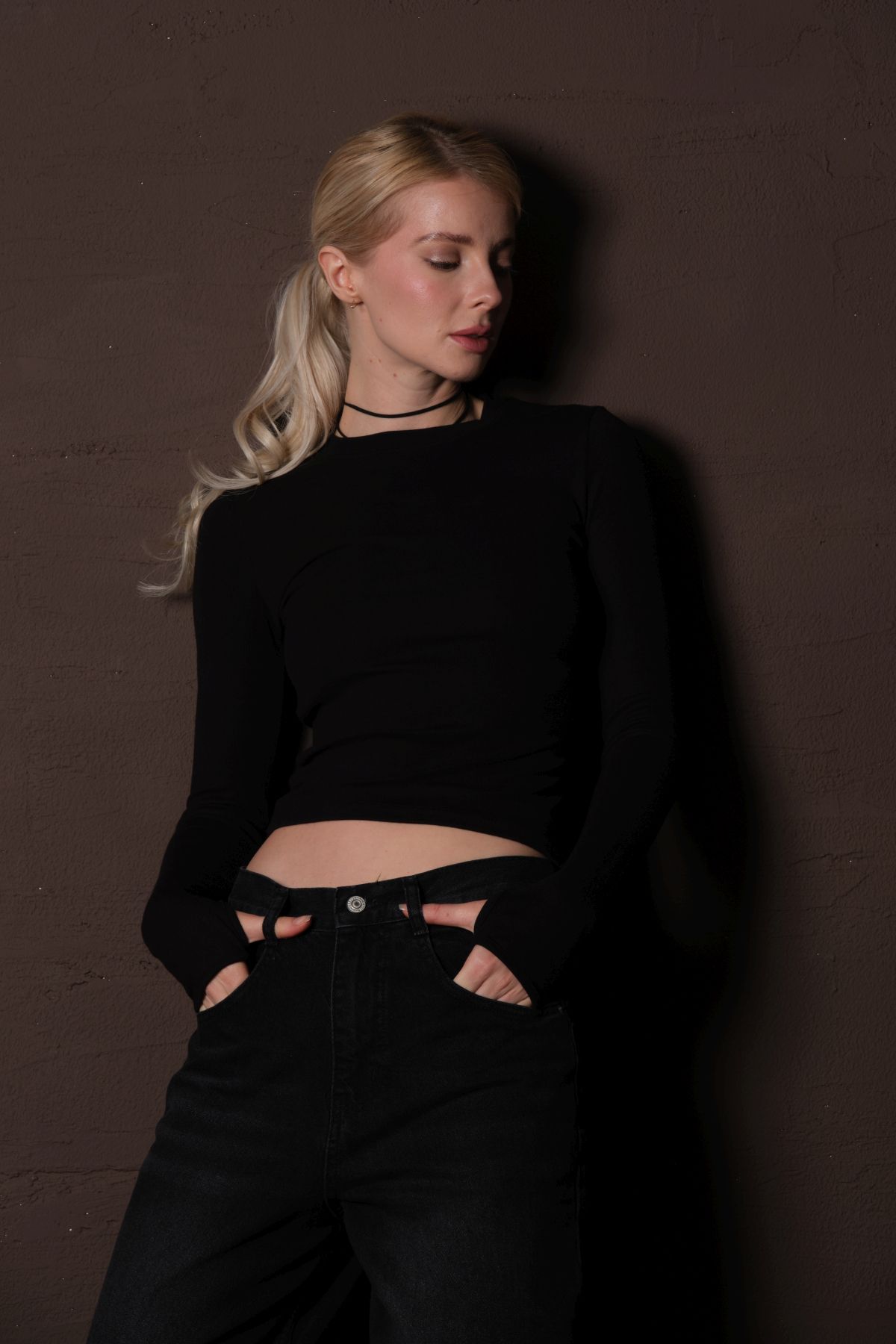 Domoda-Black Viscose Breathable Flexible Crew Neck Soft Long Sleeve Women's Blouse @Palencia 2