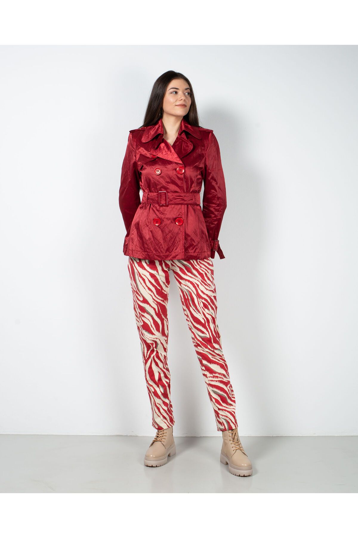 complete the look image