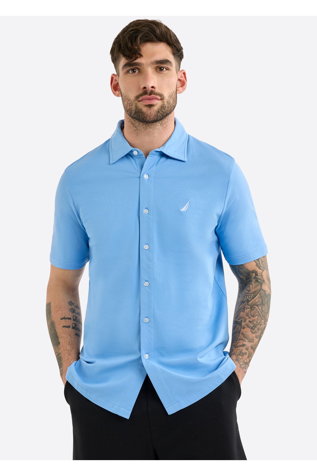 Nautica-Men's Blue Short Sleeve Button-Up Shirt – Cotton and Elastane Classic Breathable Wear All-Day Fit 1