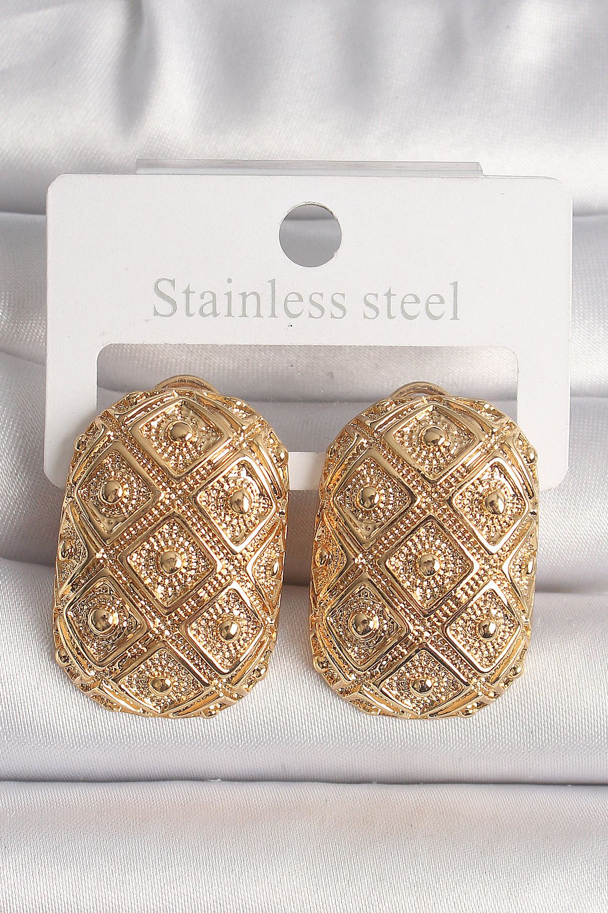 New Things Pirinç Gold Renk Motif İşlemeli Kadın Küpe