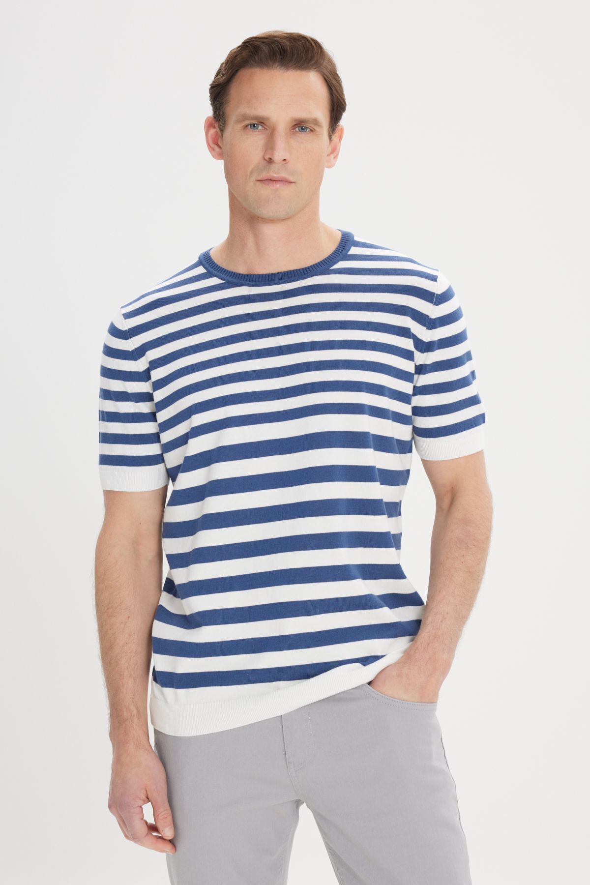 AC&Co / Altınyıldız Classics-Men's Navy Blue-White Slim Fit Slim Fit 100% Cotton Striped Crew Neck Knitwear T-Shirt 1