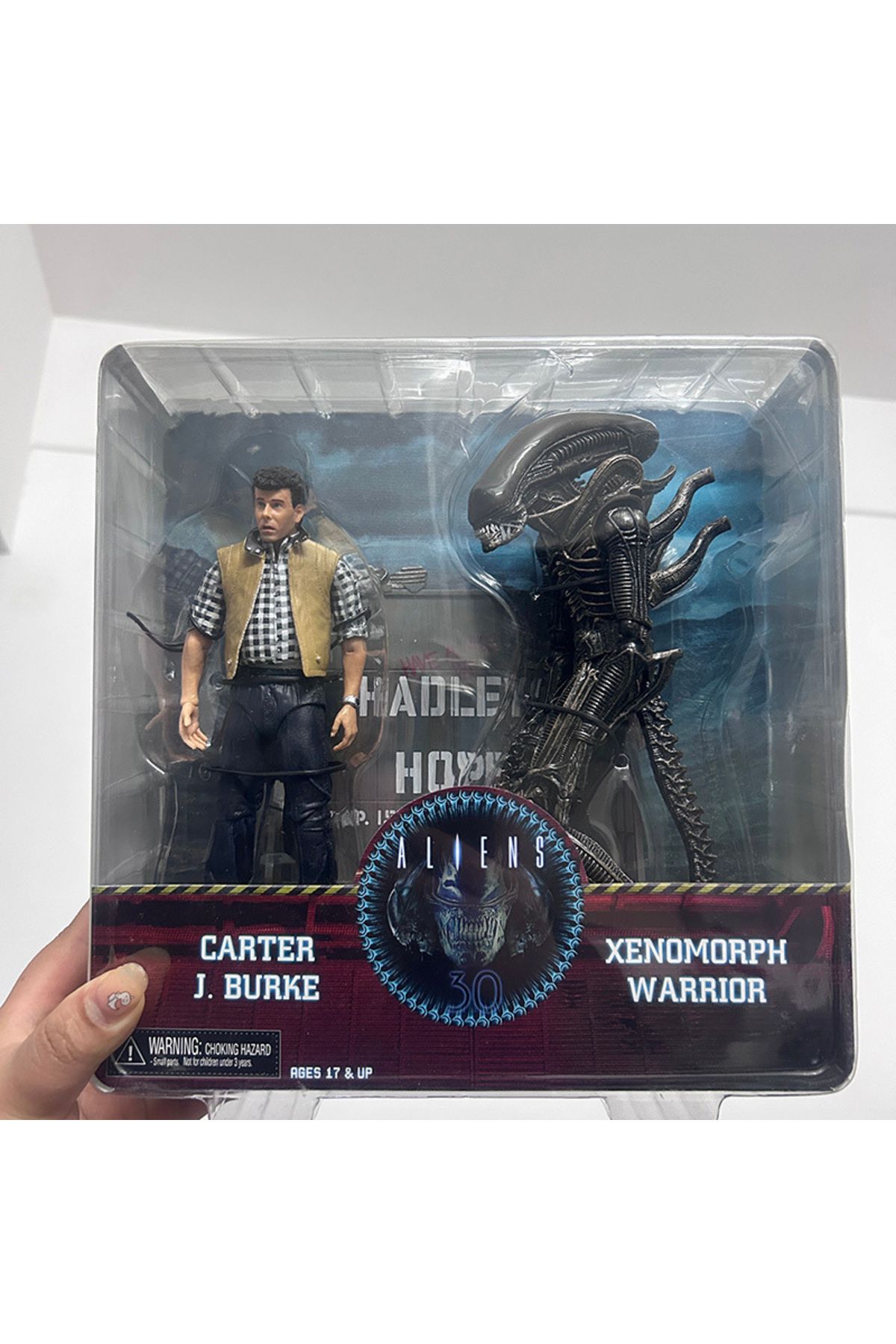 Choice-NECA Alien Vs Predator Action Figure Aliens vs Predator Grid Alien Xenomorph Translucent Model To... 3