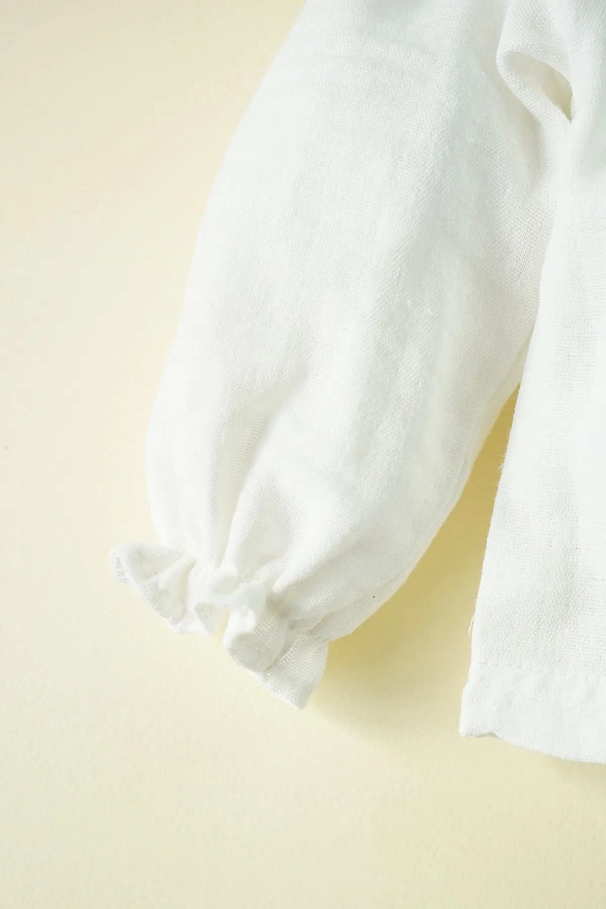 bshood X İpek Atlas Kız Bebek Ve Çocuk Bebe Yaka Fırfırlı Müslin Yazlık Gömlek fotoğrafı 4 (önizleme)