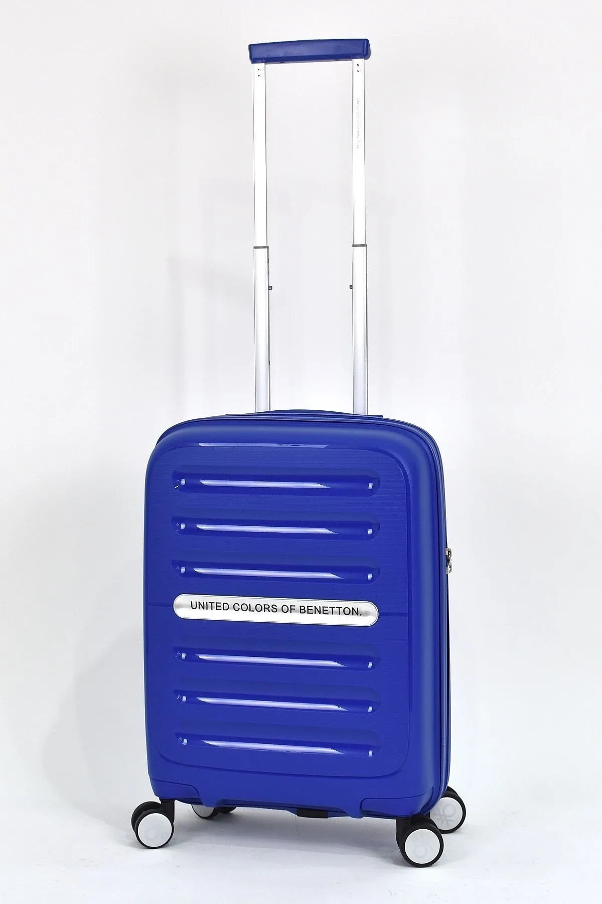 یونایتد کالرز آو بنتون چمدان نشکن چرخ‌دار بنتون ۱۰۰۰ سایز کوچک، آبی