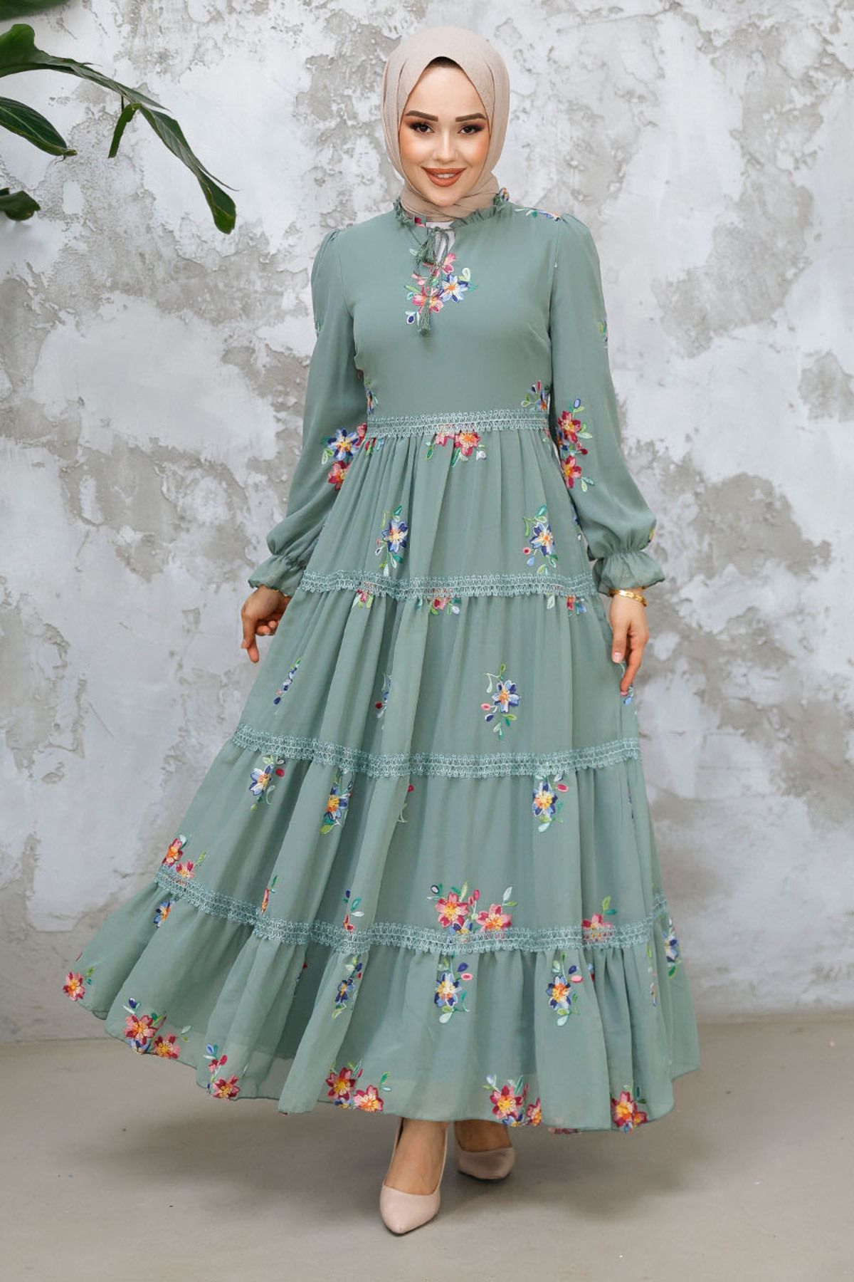 Neva Style-Green Hijab Dress with Floral Print 32815Cy 1