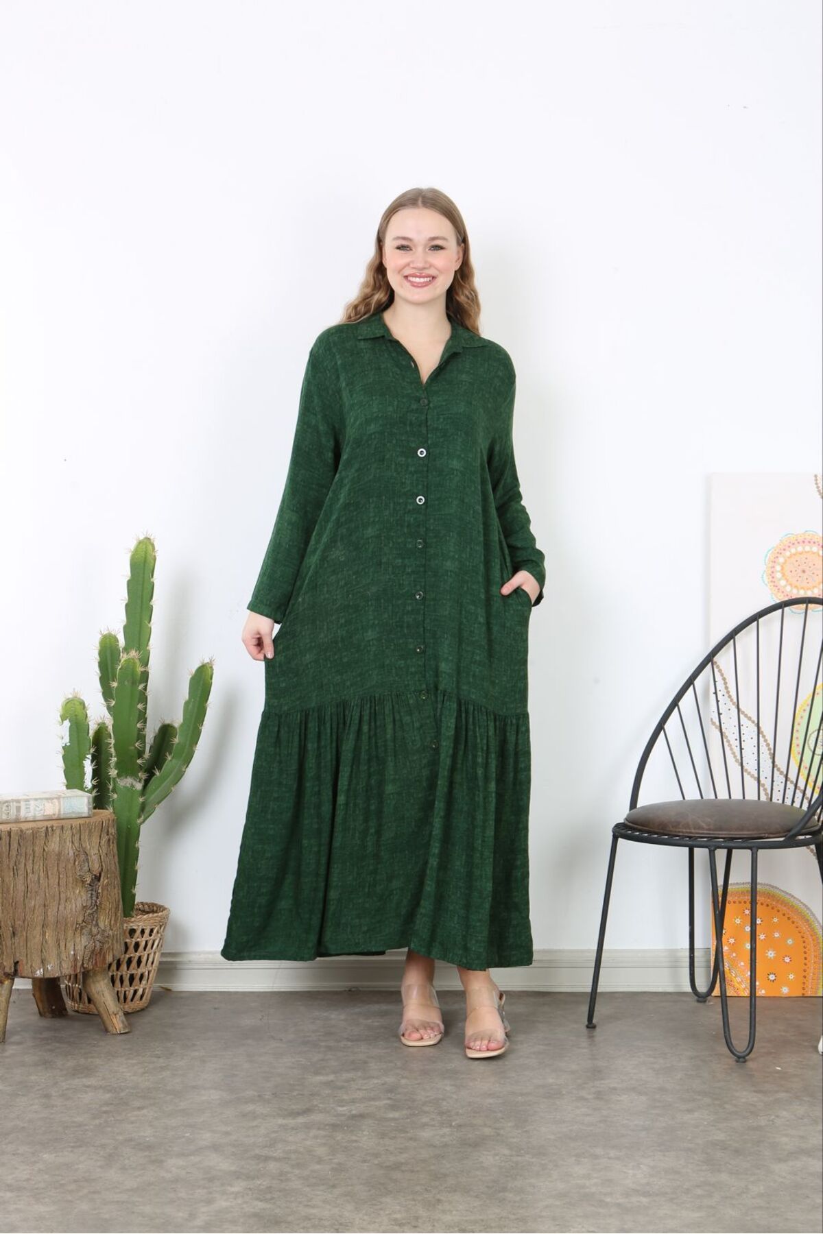 Şans-Women's Plus Size Green Woven Viscose Length Button-Down Long Dress with Pockets 65N38738 1