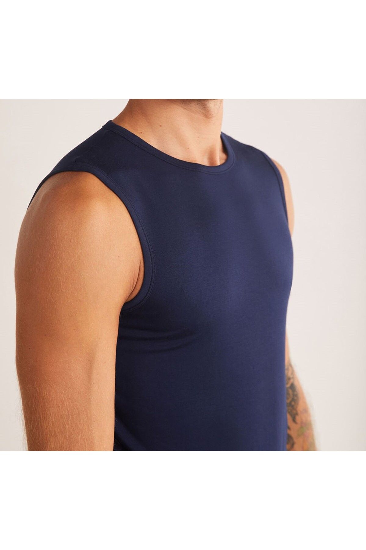 Kom-Tricou pentru bărbați, albastru bleumarin, cu gâtul turn, din 2 piese - Micro Modal KQ.OFAB.1K.M1.K3 3