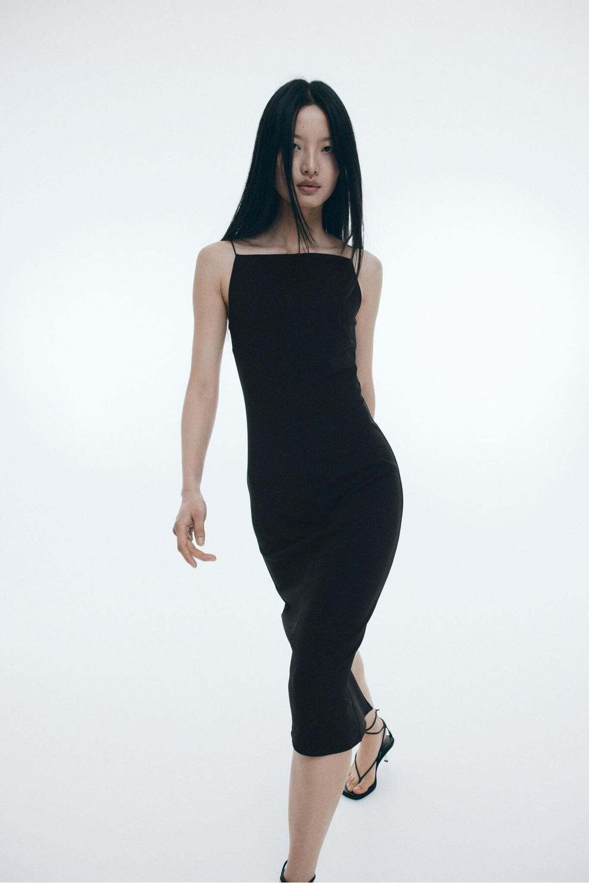 complete the look image