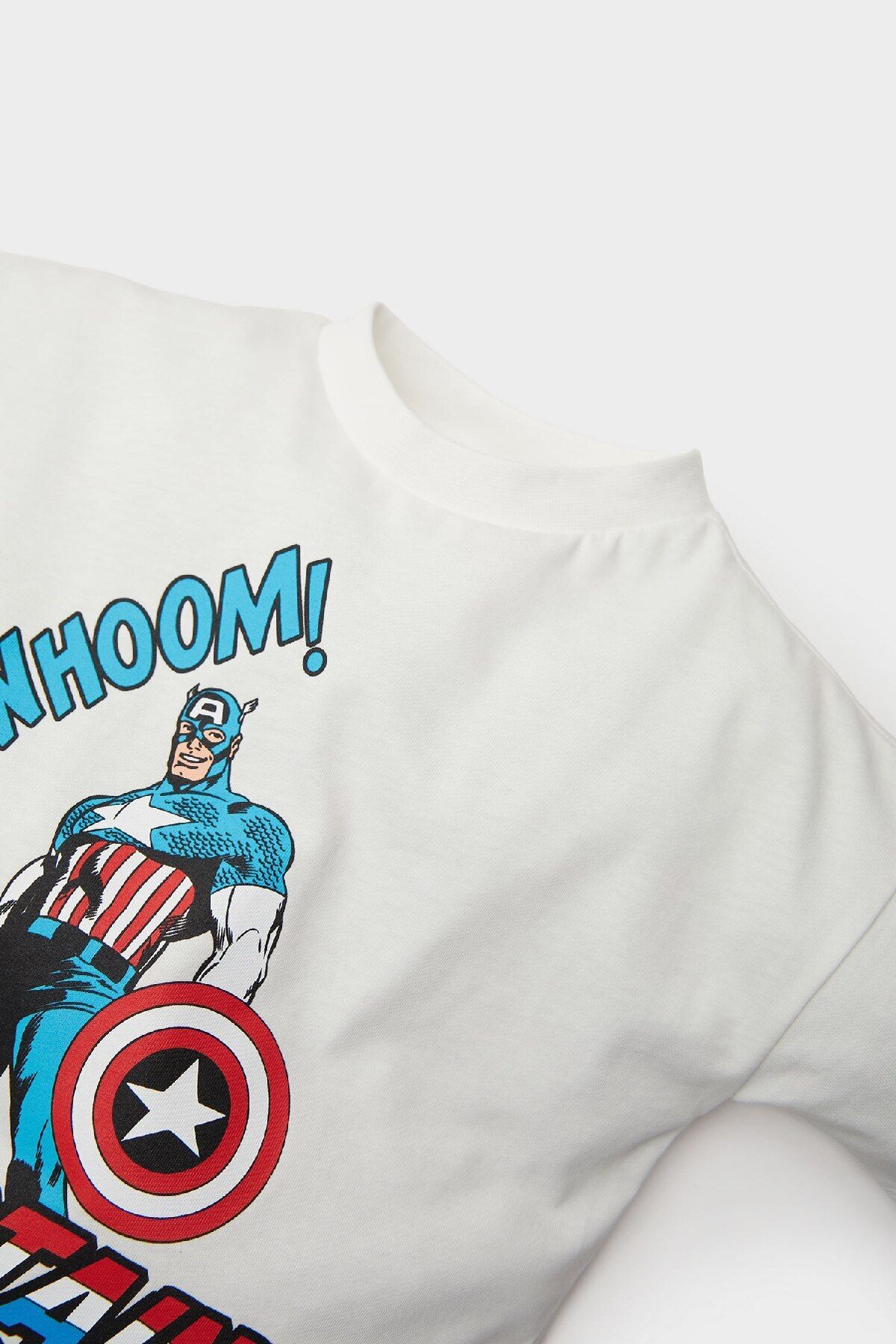 DeFacto-2-teiliges Set für Babys mit Marvel-Comics-Print – dehnbares, kurzärmliges T-Shirt und Shorts mit Taille E4720a525sm 3