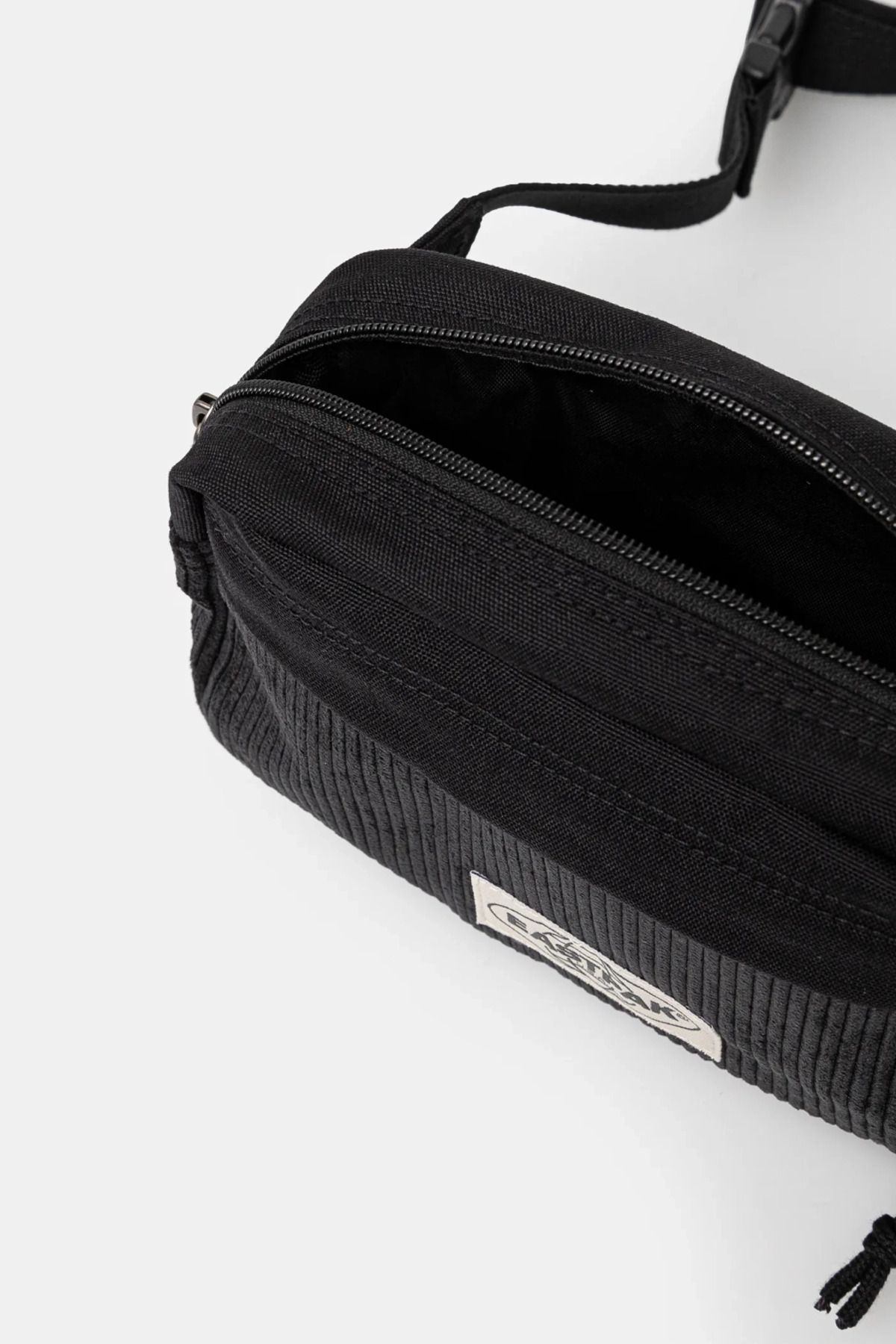 کیف کمری مشکی مردانه و کمر تندر اورجینال Eastpak