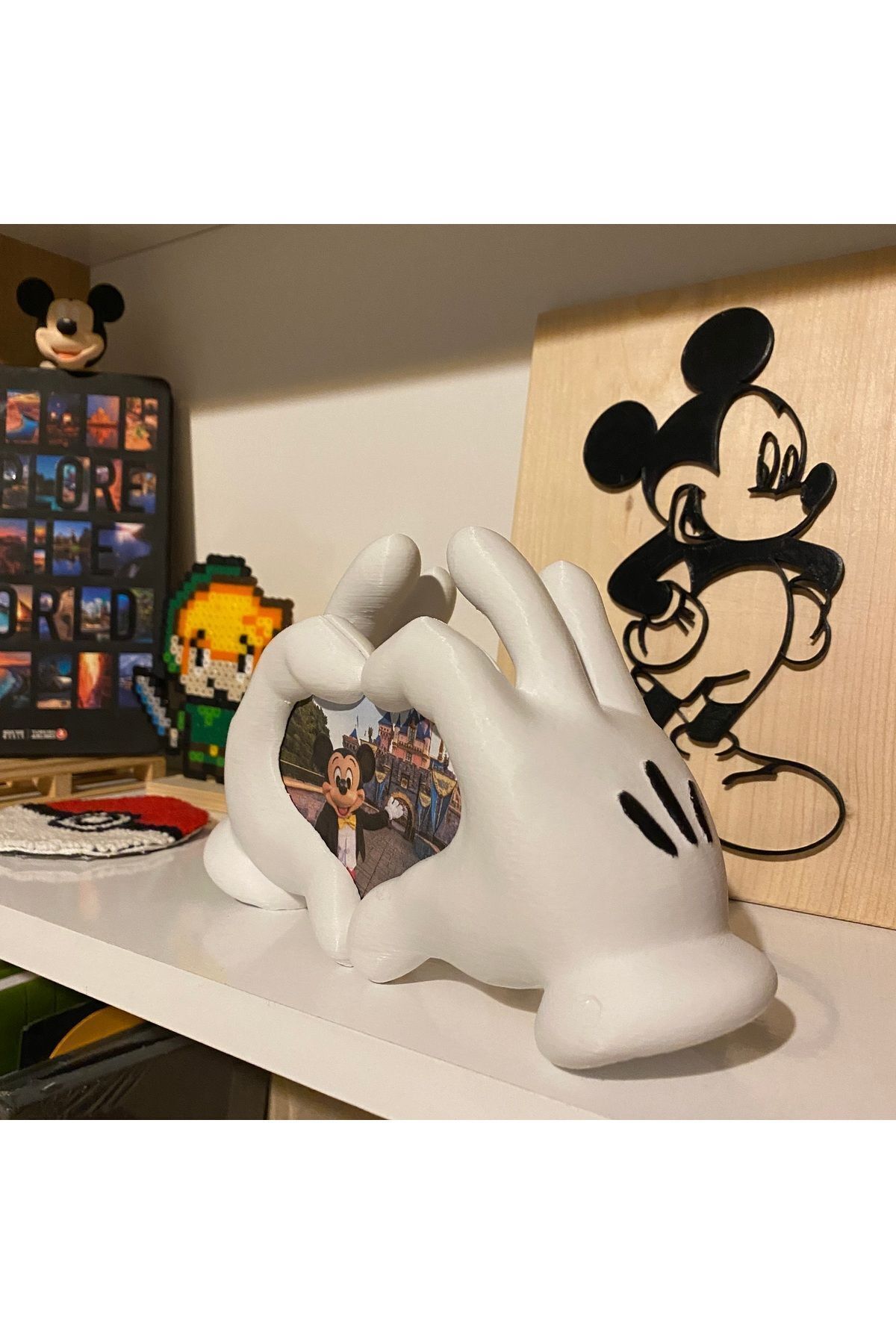 Root Made Mickey Mouse El Şeklinde Çerçeve. Çocuk Odası Dekoru, Çocuk Odası Çerçeve fotoğrafı 6 (önizleme)
