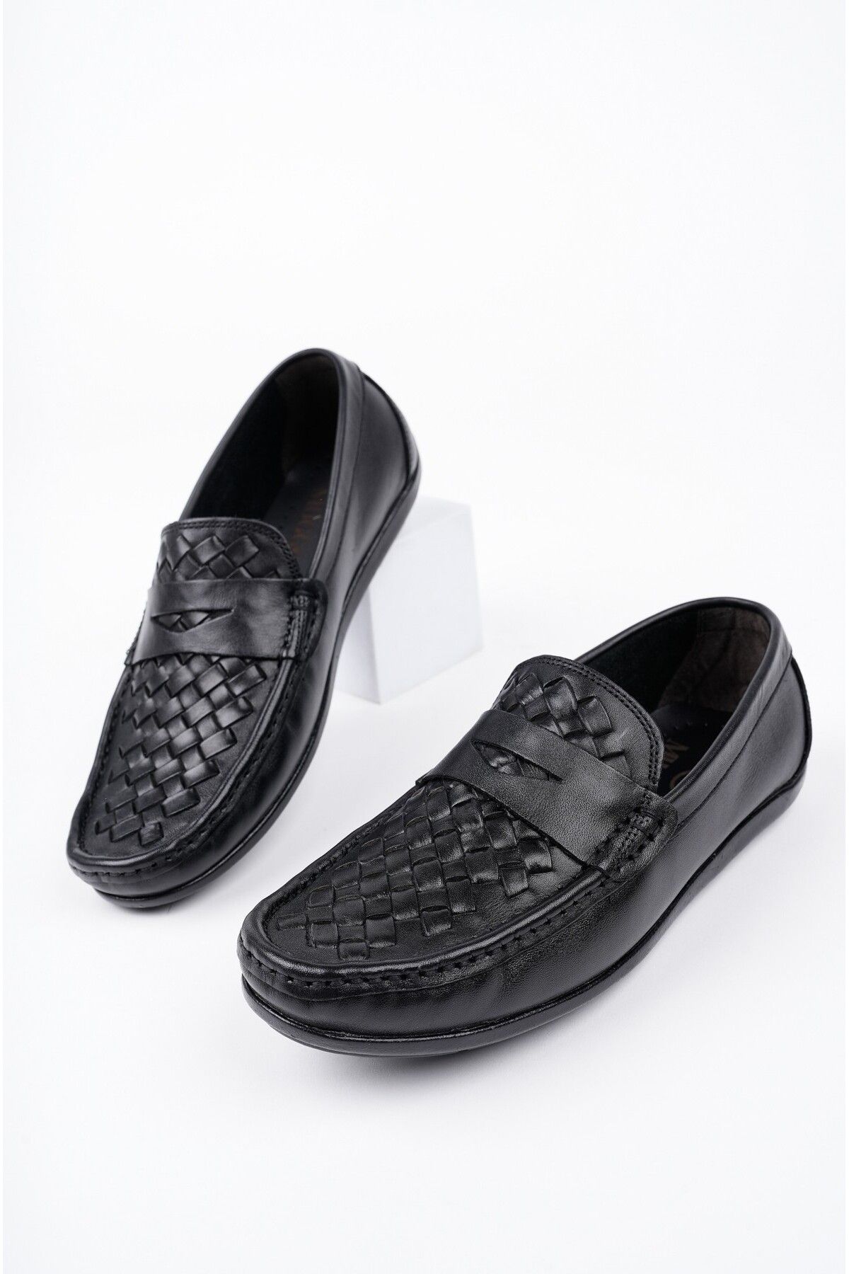 MUGGO-Woltz Guaranteed Classic Genuine Leather Casual Men's Shoes 2