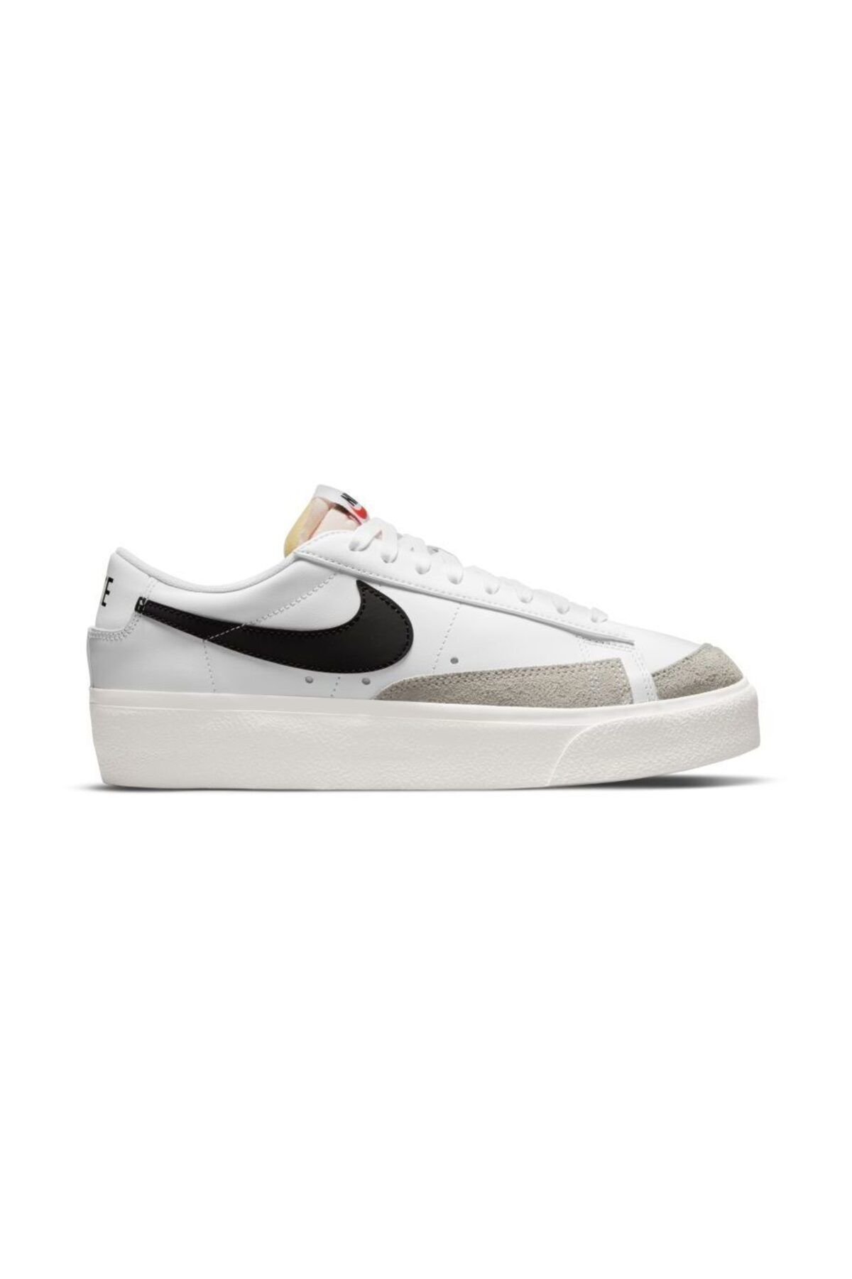 Nike-Blazer Low Platform Damenschuhe Dj0292-101 1