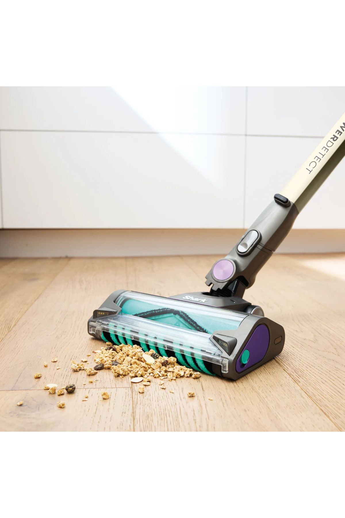 PowerDetect Clean&Empty Auto-Empty Sistemli Pet Başlıklı  Şarjlı Dikey Süpürge 70 dk'ye kadar Şarj - 15
