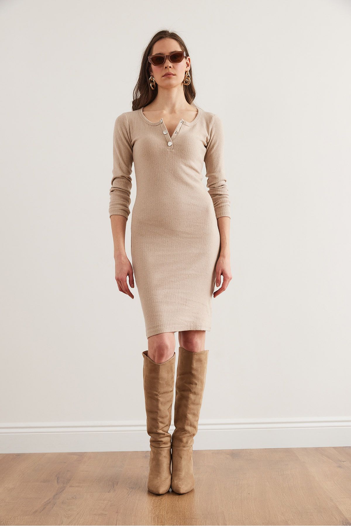Olalook-Damen-Minikleid aus Lycra mit Steinen und Metallknöpfen ELB- 19002334 2