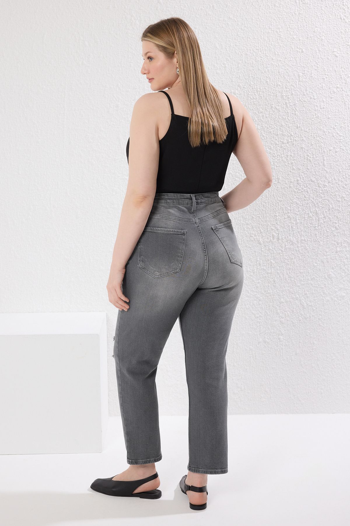 Trendyol Curve-Gray 5