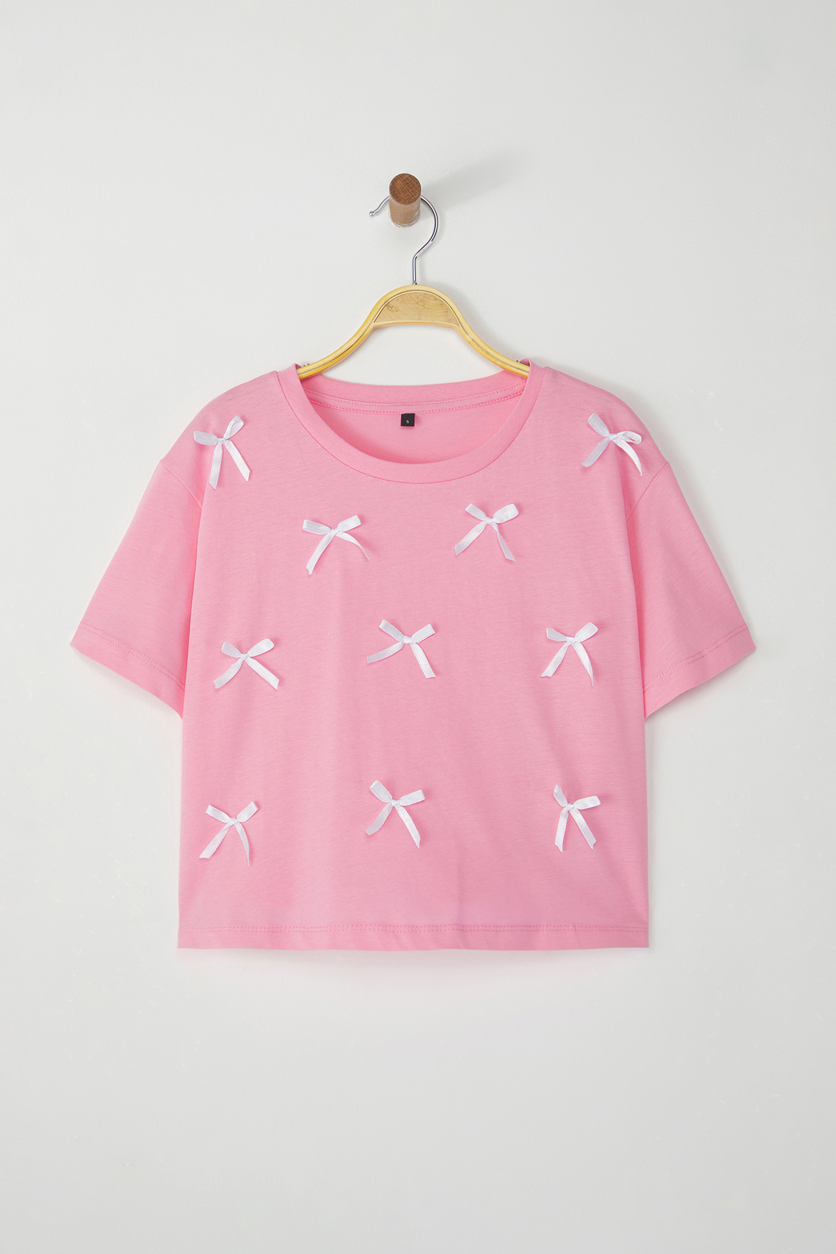 Trendyolmilla  Pembe %100 Pamuk Fiyonk Detaylı Regular/Normal Kalıp Örme T-Shirt TWOSS25TS00087 - Görsel 5