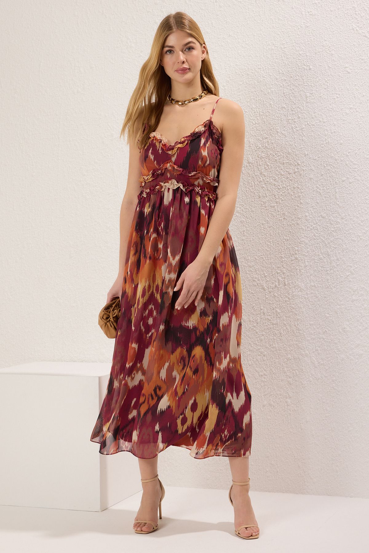 Trendyol Collection Sukienka Maxi Z Falbanką Śliwkową - Kwiatowy Nadruk, Spódnica Z Rozcięciem W Talii Twoss23el02013 Kobieta - 34