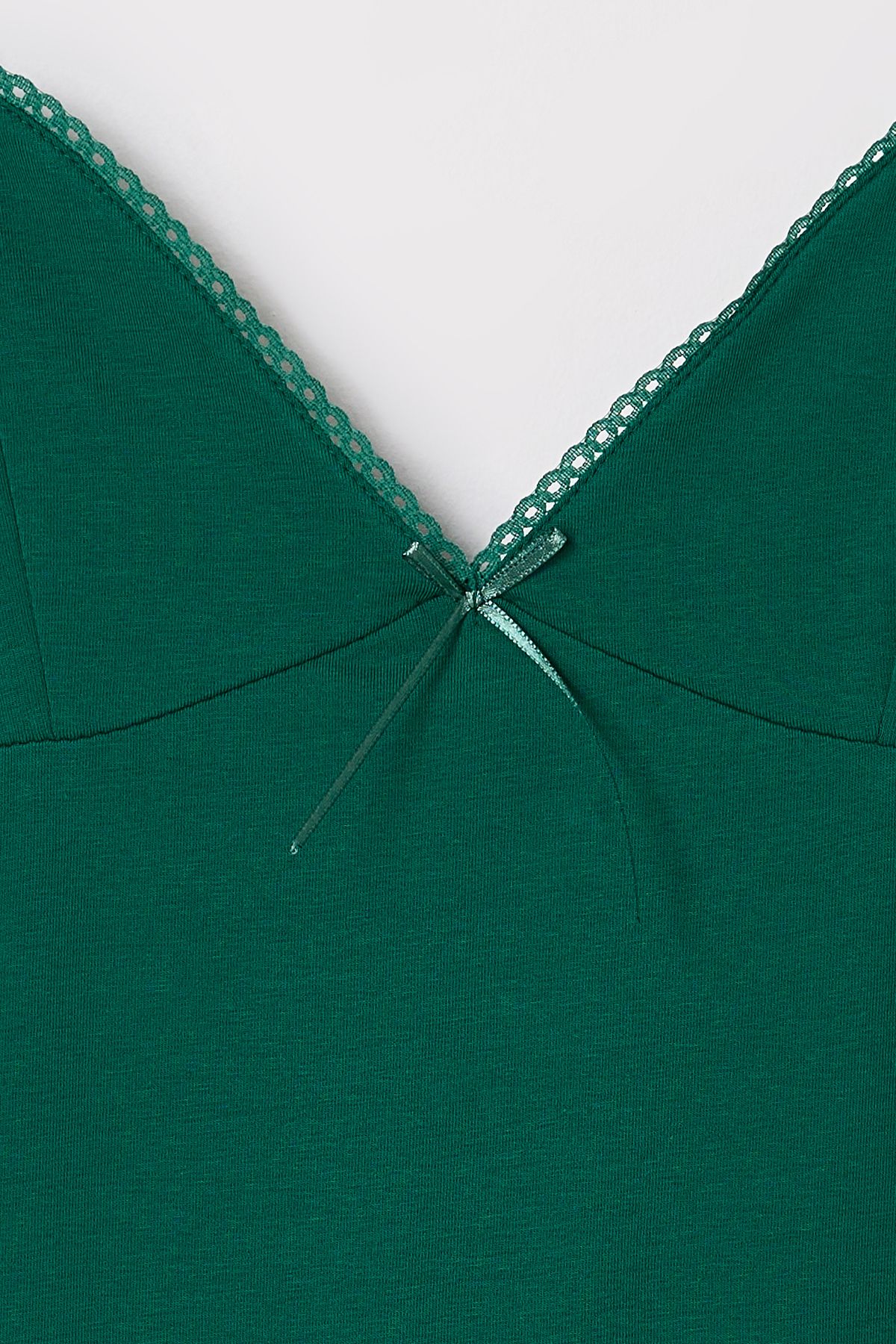 Trendyol Collection-Emerald Green Straight Bow Midi Strap Stretchy Knitted Dress Twoss25El00322 6