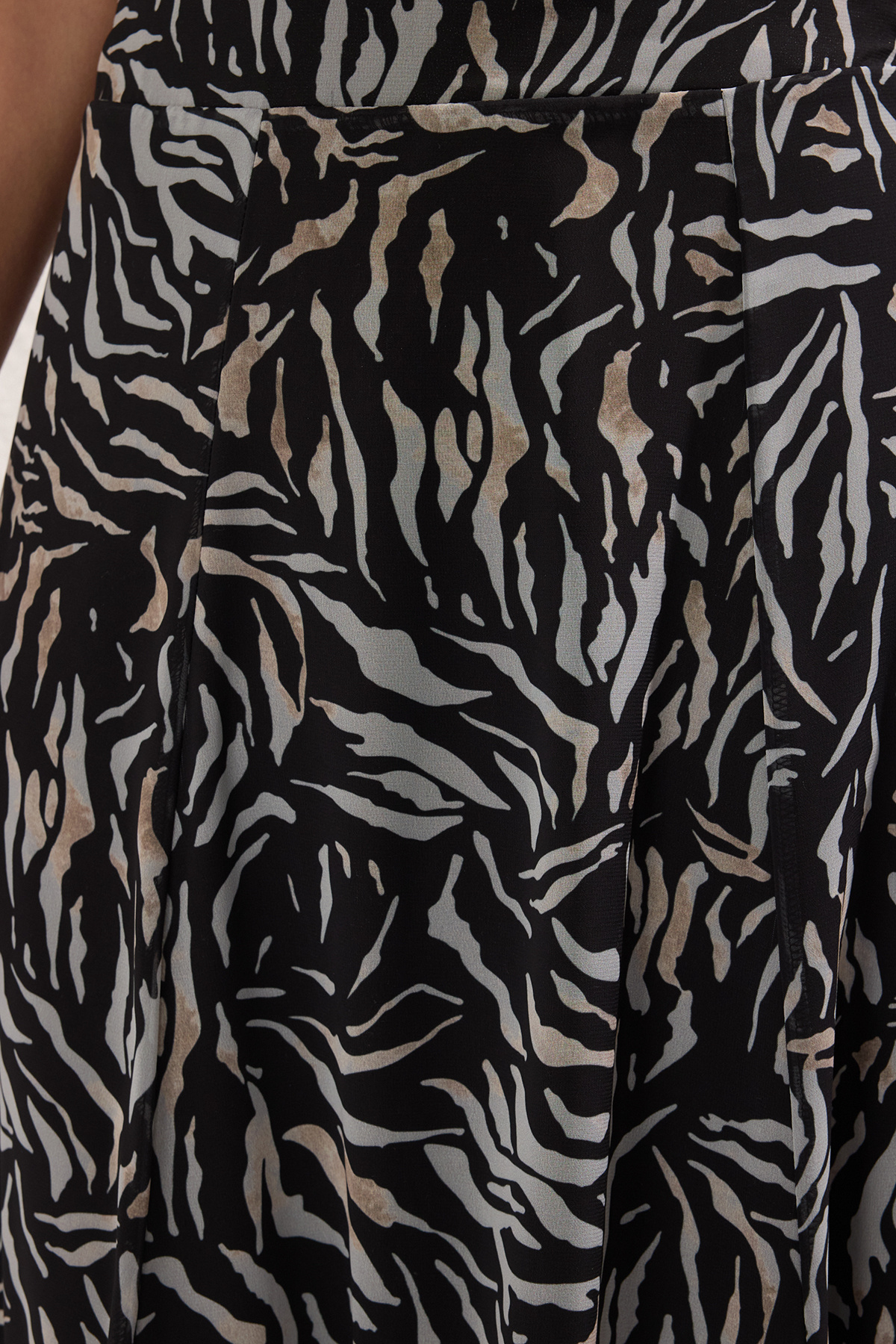 Trendyol Modest-Černá volánová detailní tkaná sukně TCTAW25EE00002 3